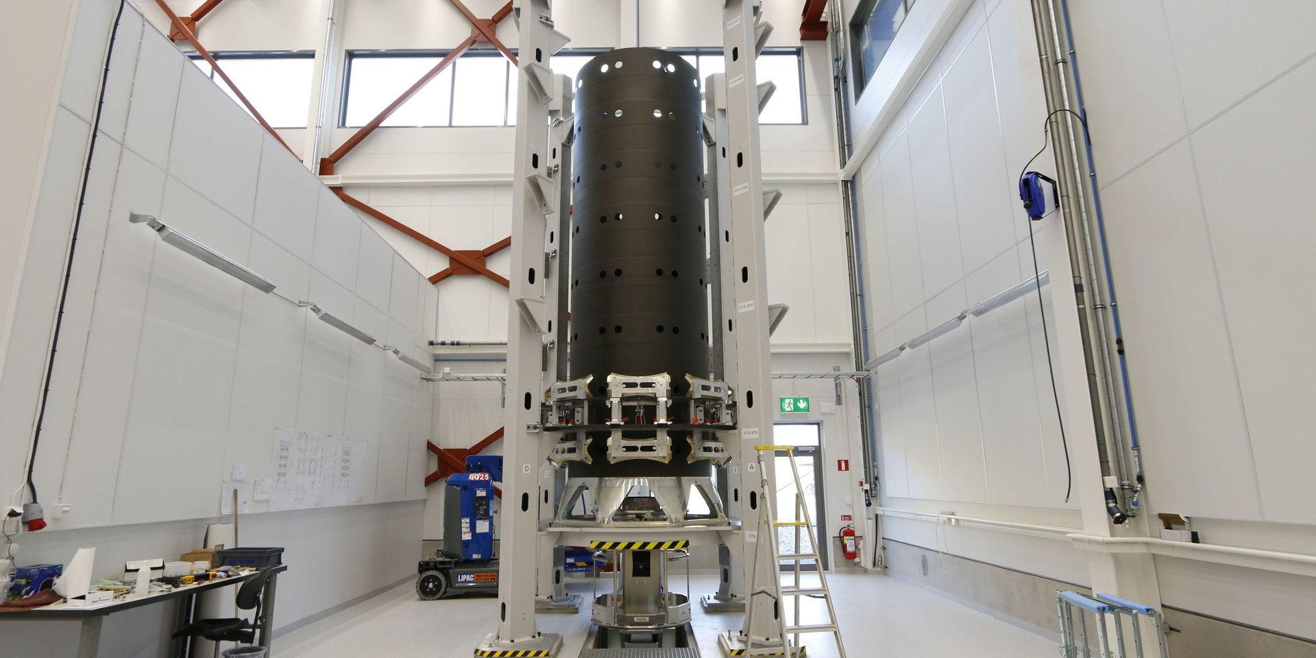 Varje raket kommer kunna lyfta med 32 satelliter tack vare Ruag Space nyutvecklade fastsättningsanordning och multiseparationssystem, även kallat dispenser. 