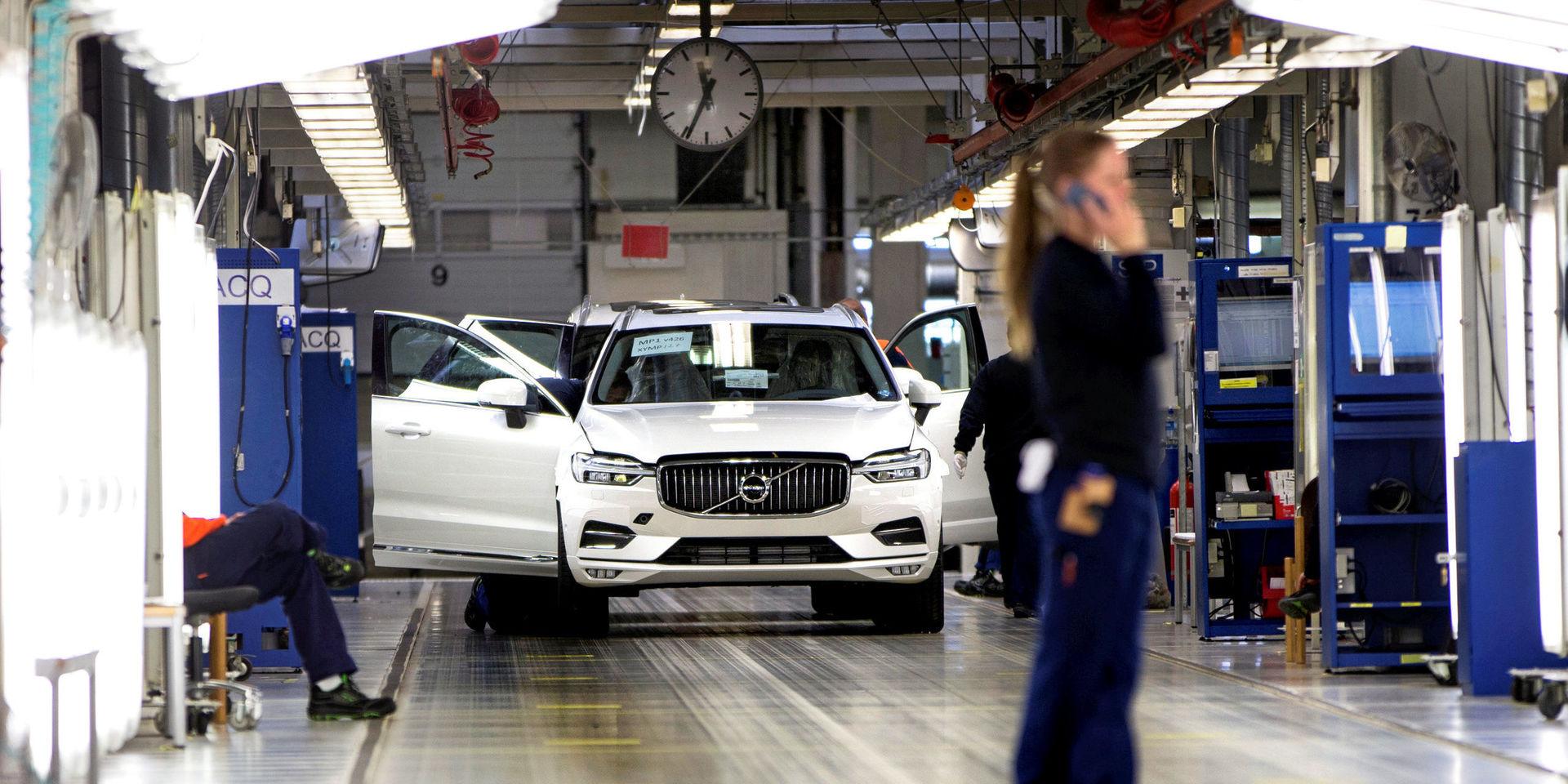 Volvo Cars såg en minskning av försäljningen med drygt 25 procent i maj, men märket ser tecken på återhämtning. XC60, bilden, var den mest sålda modellen och suvarna står snart för 70 procent av försäljningen.