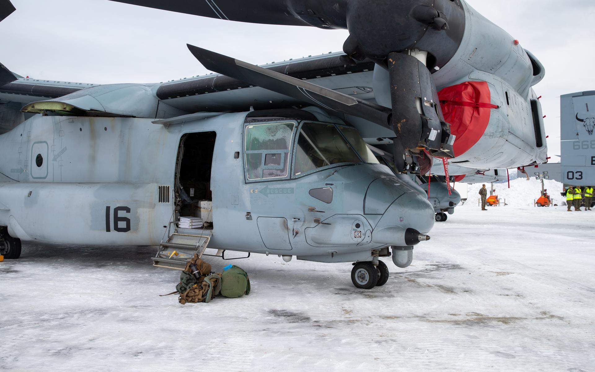 Norska försvaret har släppt bilder på det saknade Osprey-planet, tagna i februari.