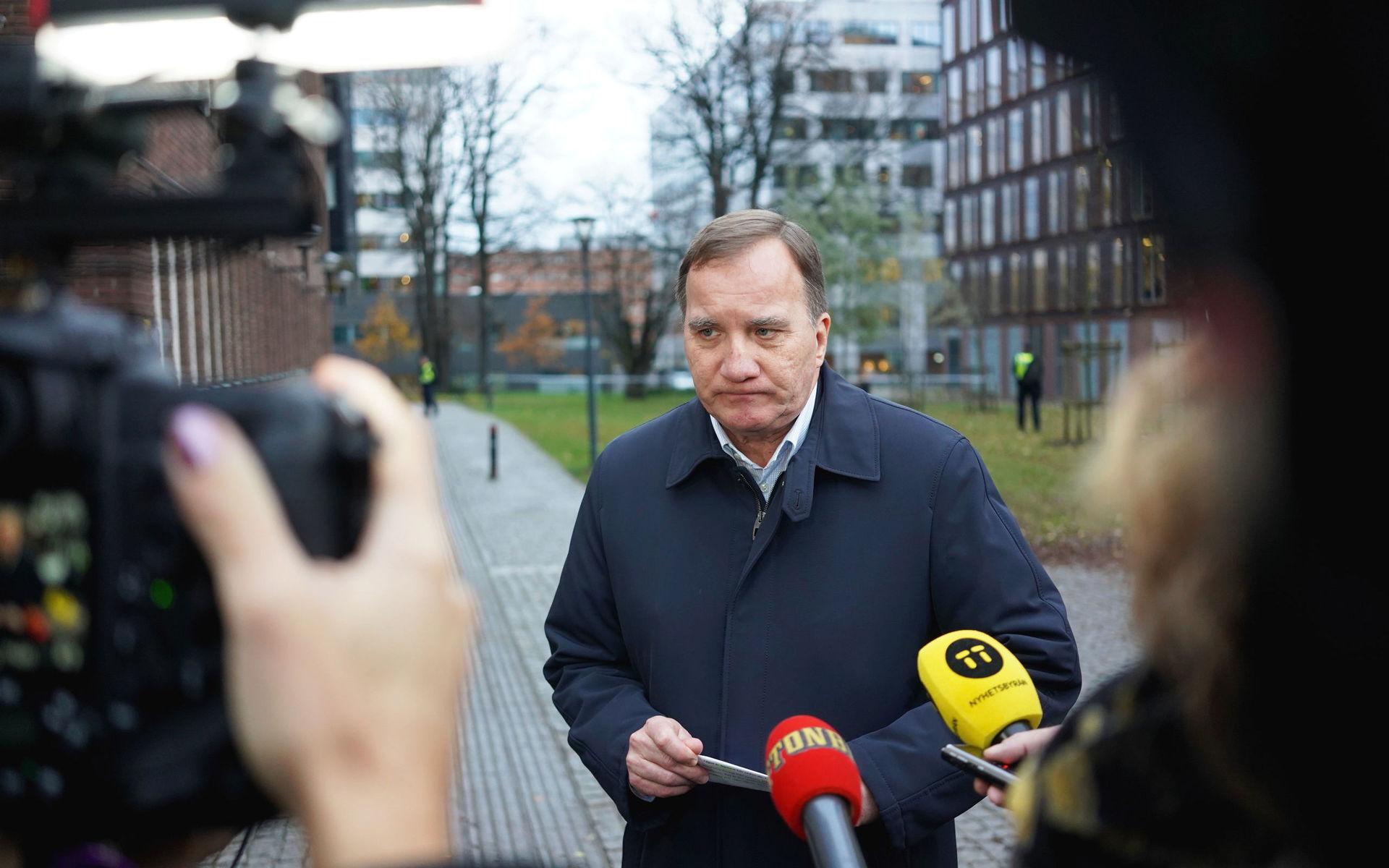Stefan Löfven (S) riktar skarp kritik mot Kristerssons vändning i frågan om SD.