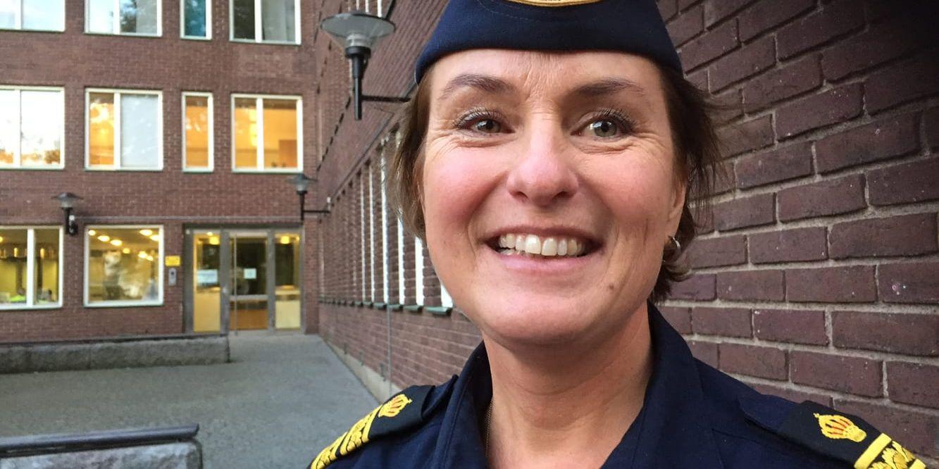 Kommenderingschefen Emelie Kullmyr är ledsen att en privatperson skadades under demonstrationen - men är väldigt stolt över sina poliskollergors insatser.