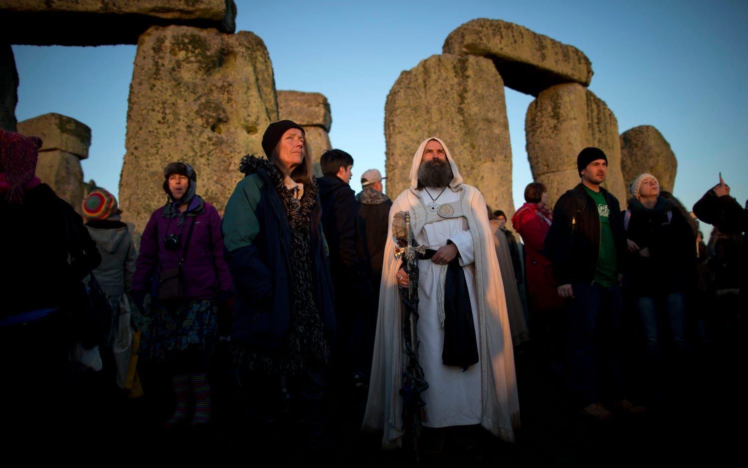 För Druider är sommarsolståndet vid Stonehenge en viktig högtid. 