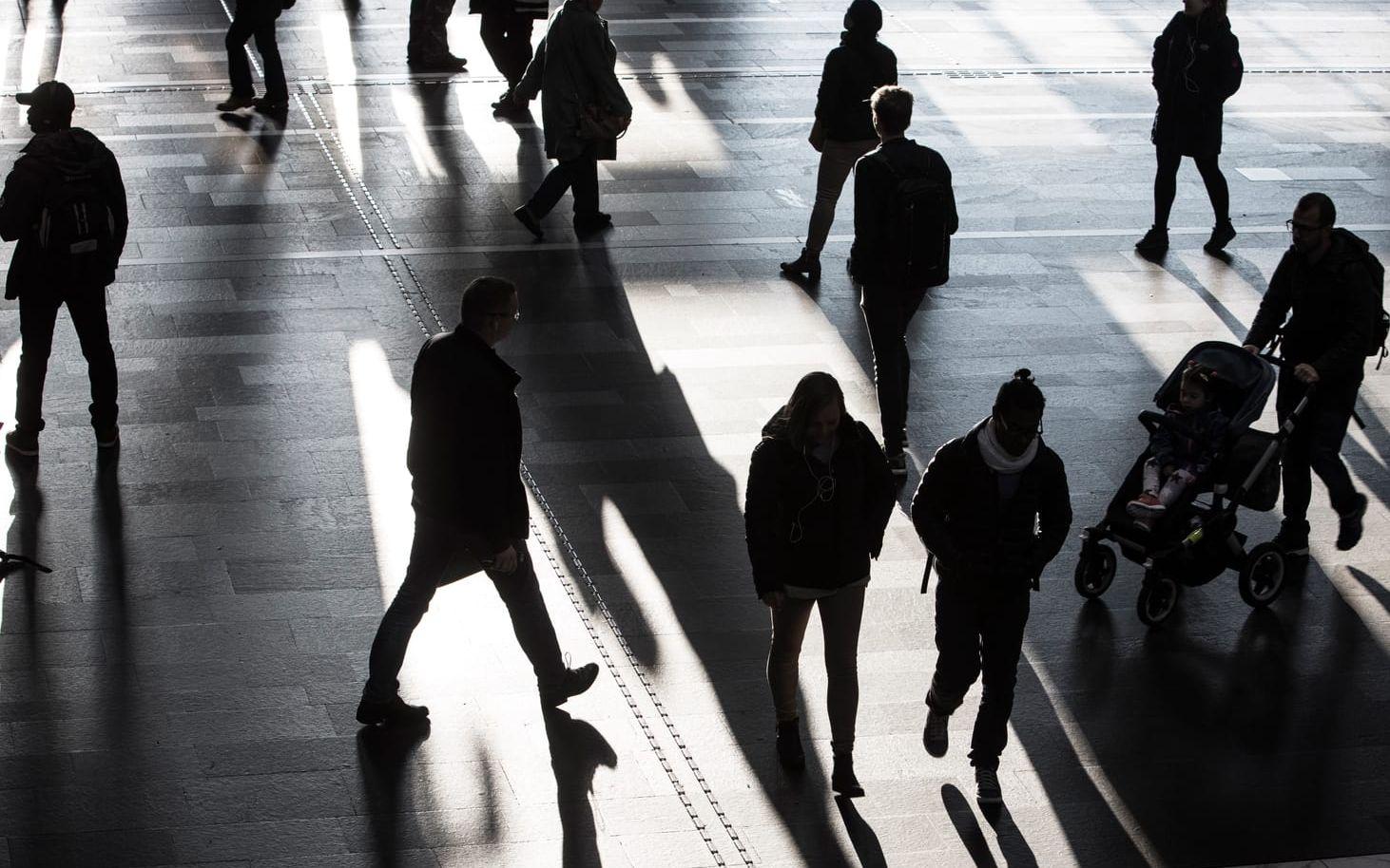 I slutet av april kommer runt halva Sveriges befolkning att ha smittats av coronaviruset, tror matematikern Tom Britton. 