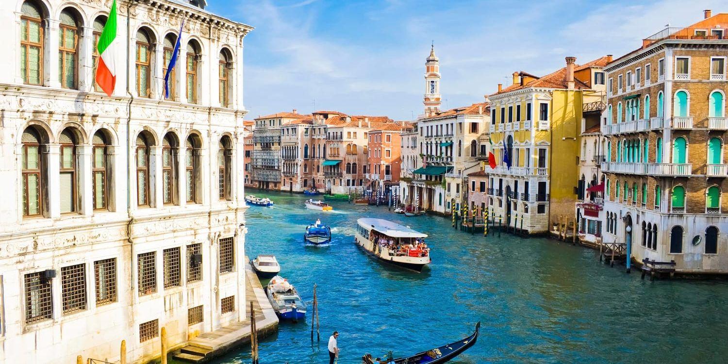 Vill du åka gondol på Canal Grande i Venedig? Nu kommer du att behöva betala entréavgift till stadskärnan. Arkivbild.