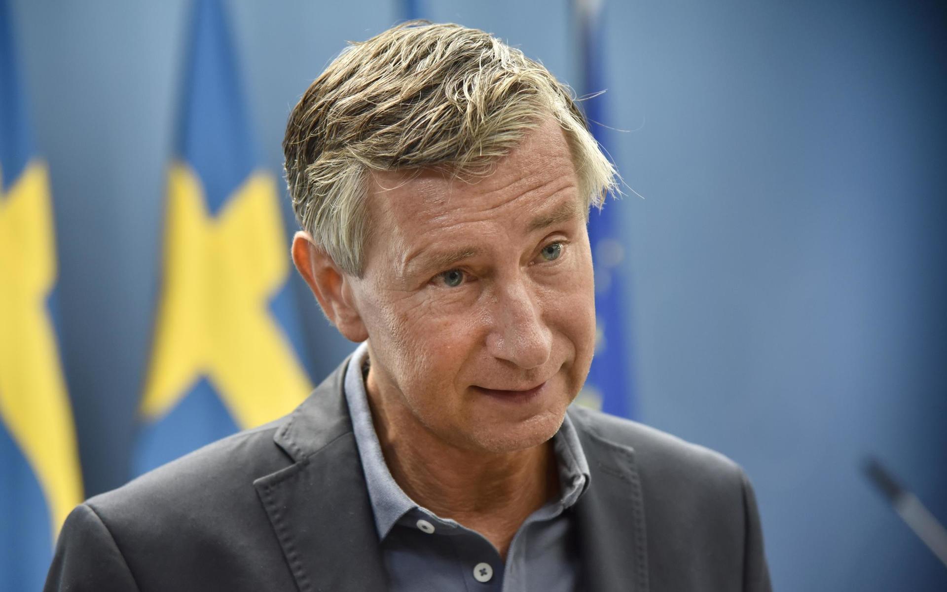Sveriges vaccinsamordnare Richard Bergström bekräftar att leveranserna till Sverige kommer att vara mindre än väntat.