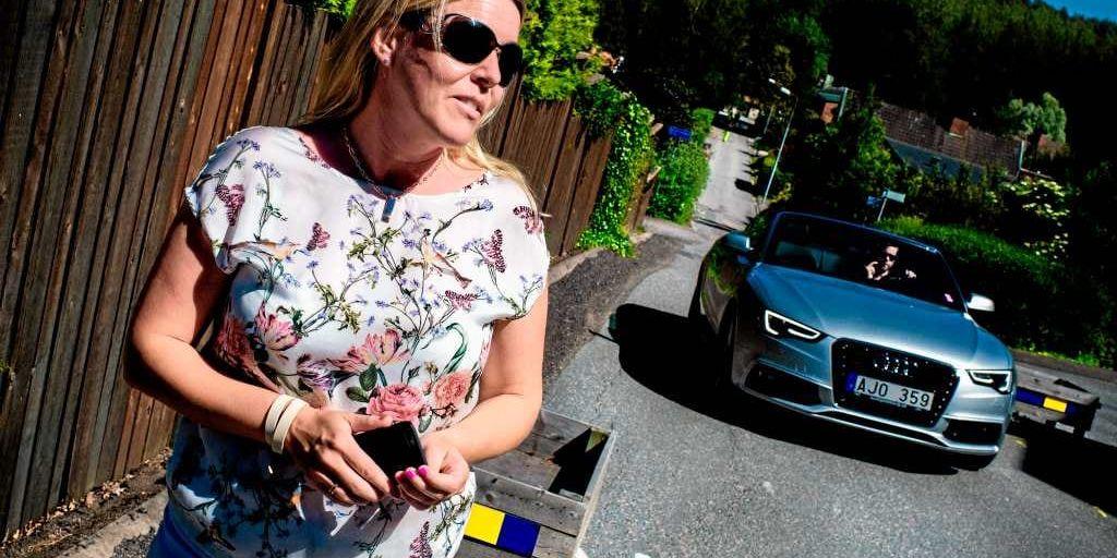 Petra Lindskog i Hovås har fått avslag på att använda blomlådor som farthinder.
