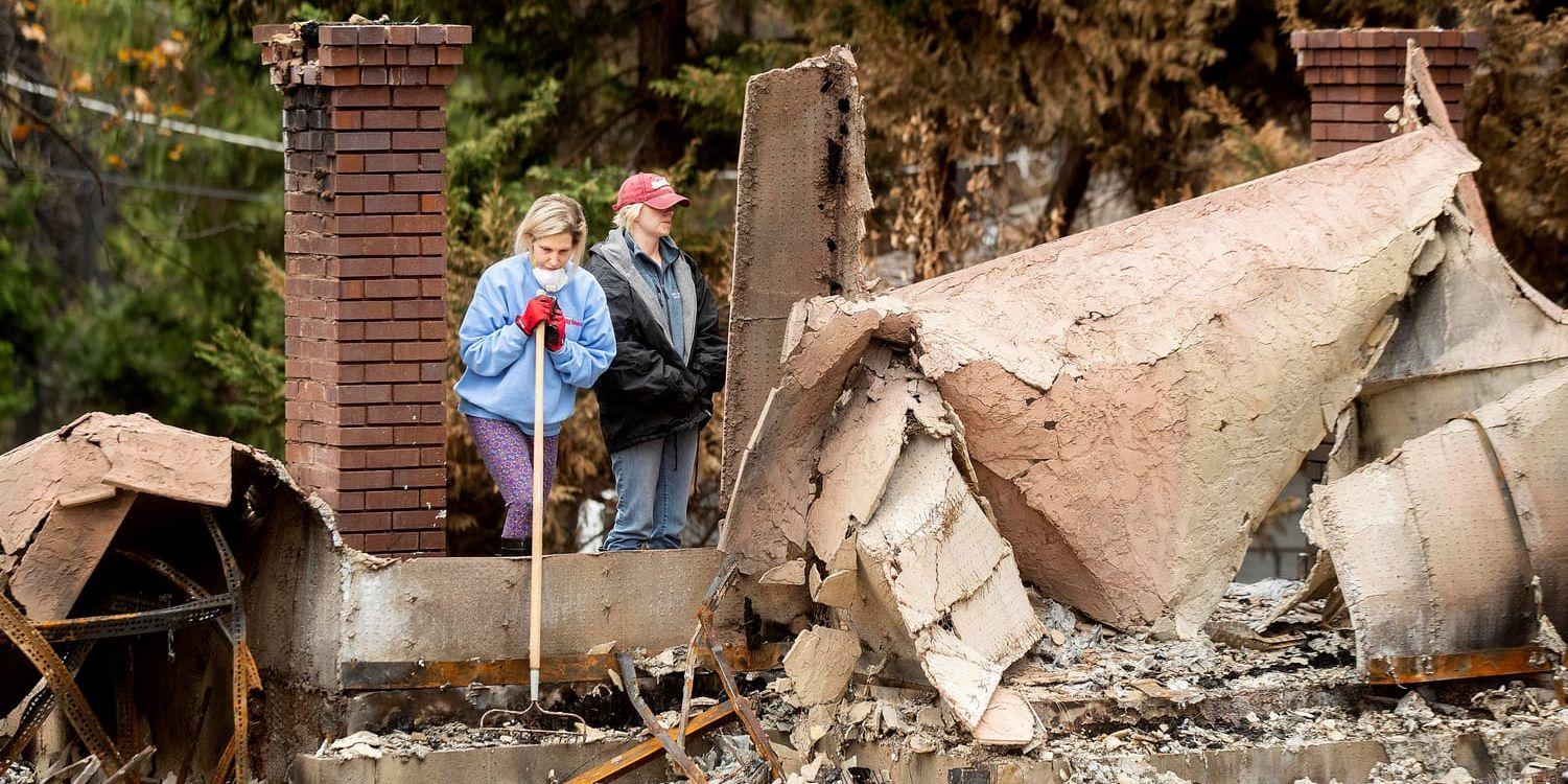 Resterna av ett av de tusentals hem som förstördes av Camp Fire-elden i norra Kalifornien i november. Bilden är tagen den 4 december.