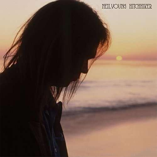 Neil Youngs nya album Hitchhiker består av en samling låtar inspelade sommaren 1976. Foto: Pressbild.