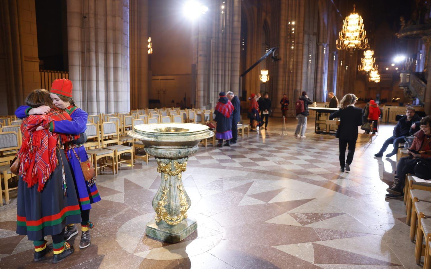 Svenska kyrkan framförde 2021 en officiell ursäkt för historiska övergrepp. Nu granskas dessa igen i en statlig sanningskommission tillsammans med andra kränkningar som staten och andra aktörer gjort.