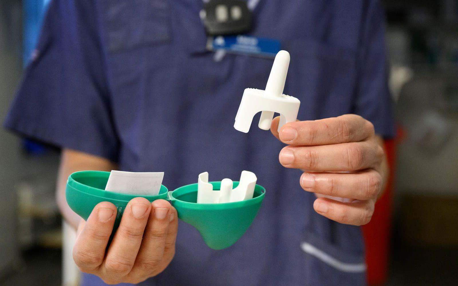 Naloxon ges som nässpray och kan häva en opioidöverdos på bara ett par minuter. Arkivbild.