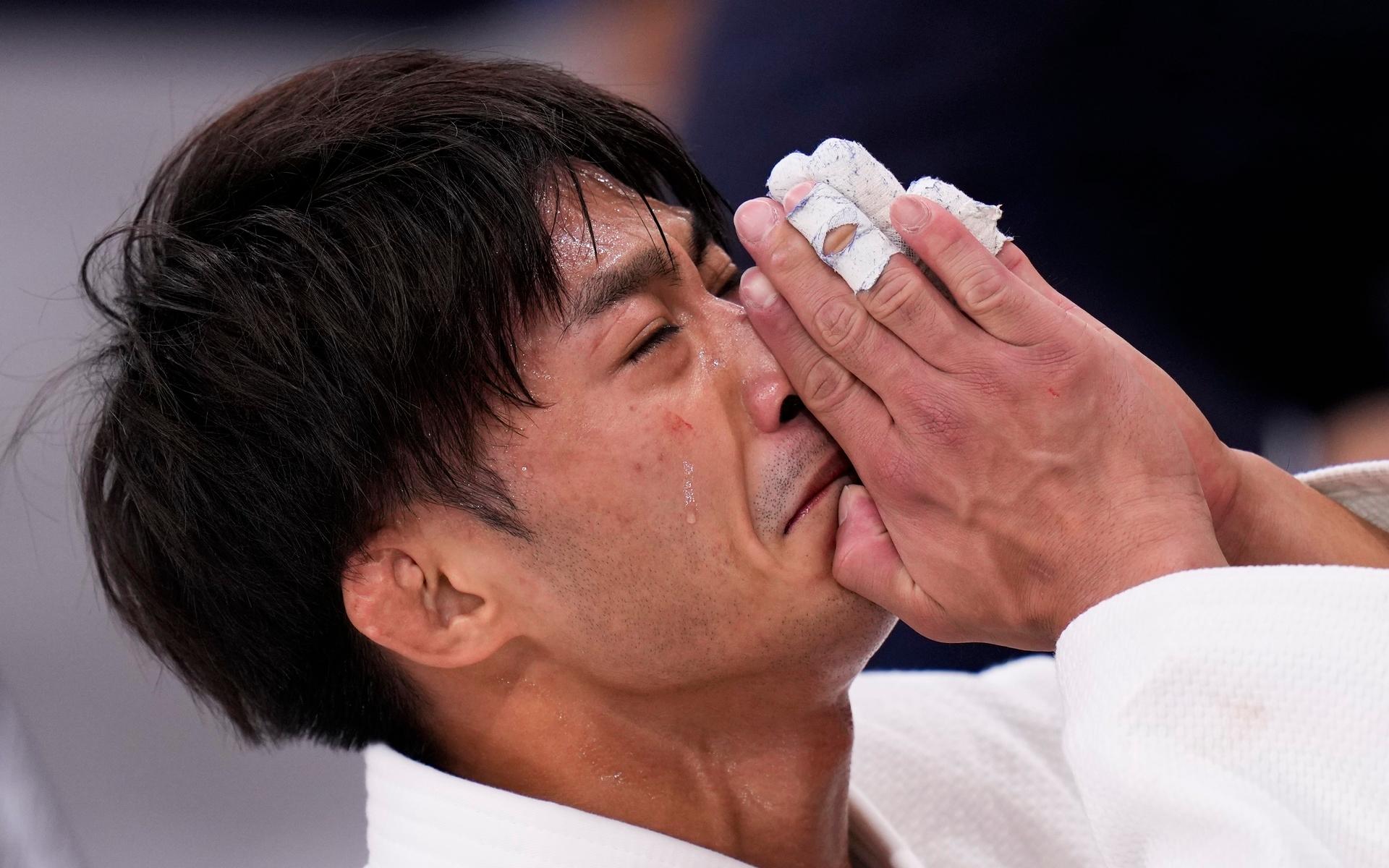 Taiwanesiske judokan Yang Yung-wei efter förlusten i guldmatchen mot japans Naohisa Takato.