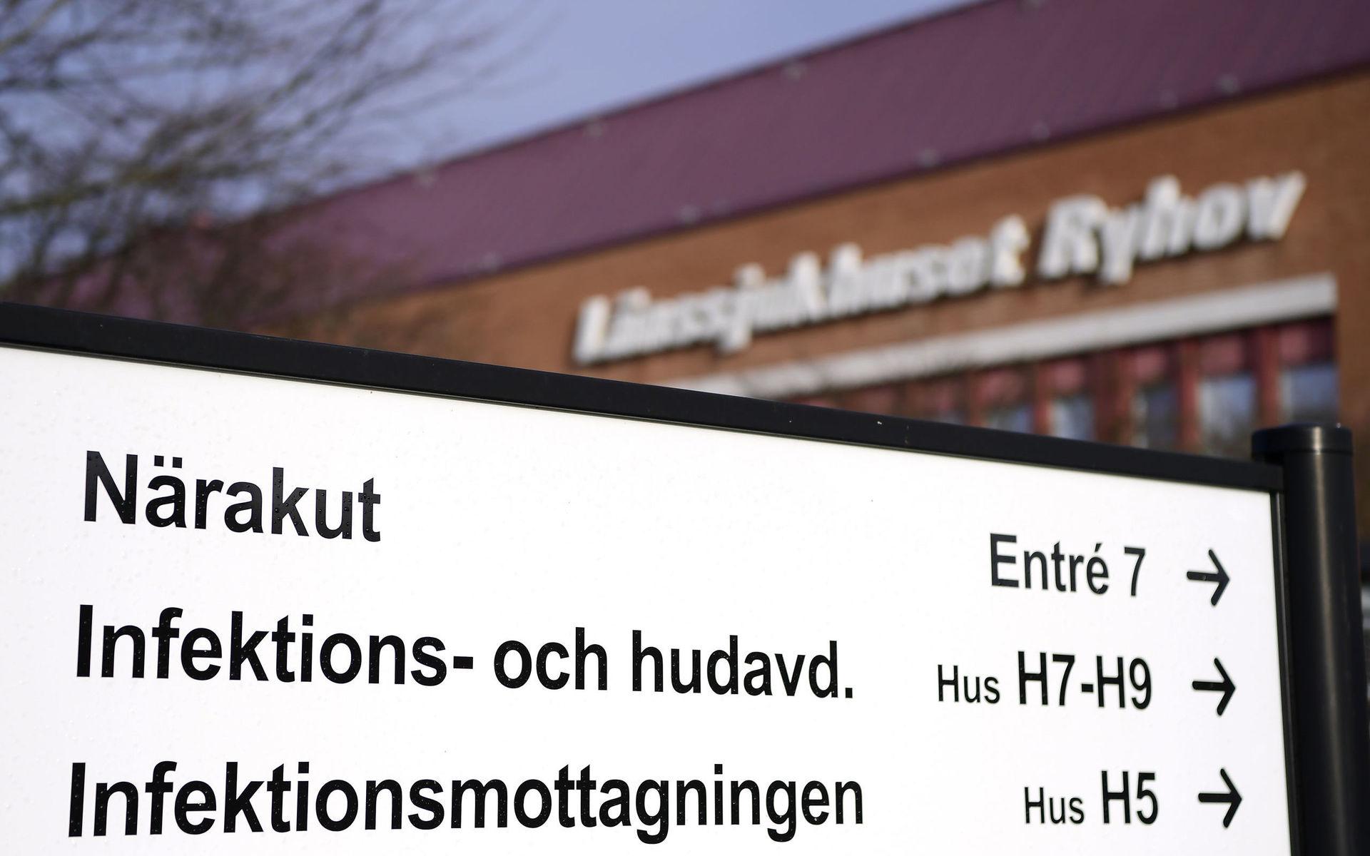I fredags isolerades en kvinna på Ryhovs sjukhus i Jönköping efter att ha bekräftats vara smittad av coronaviruset.