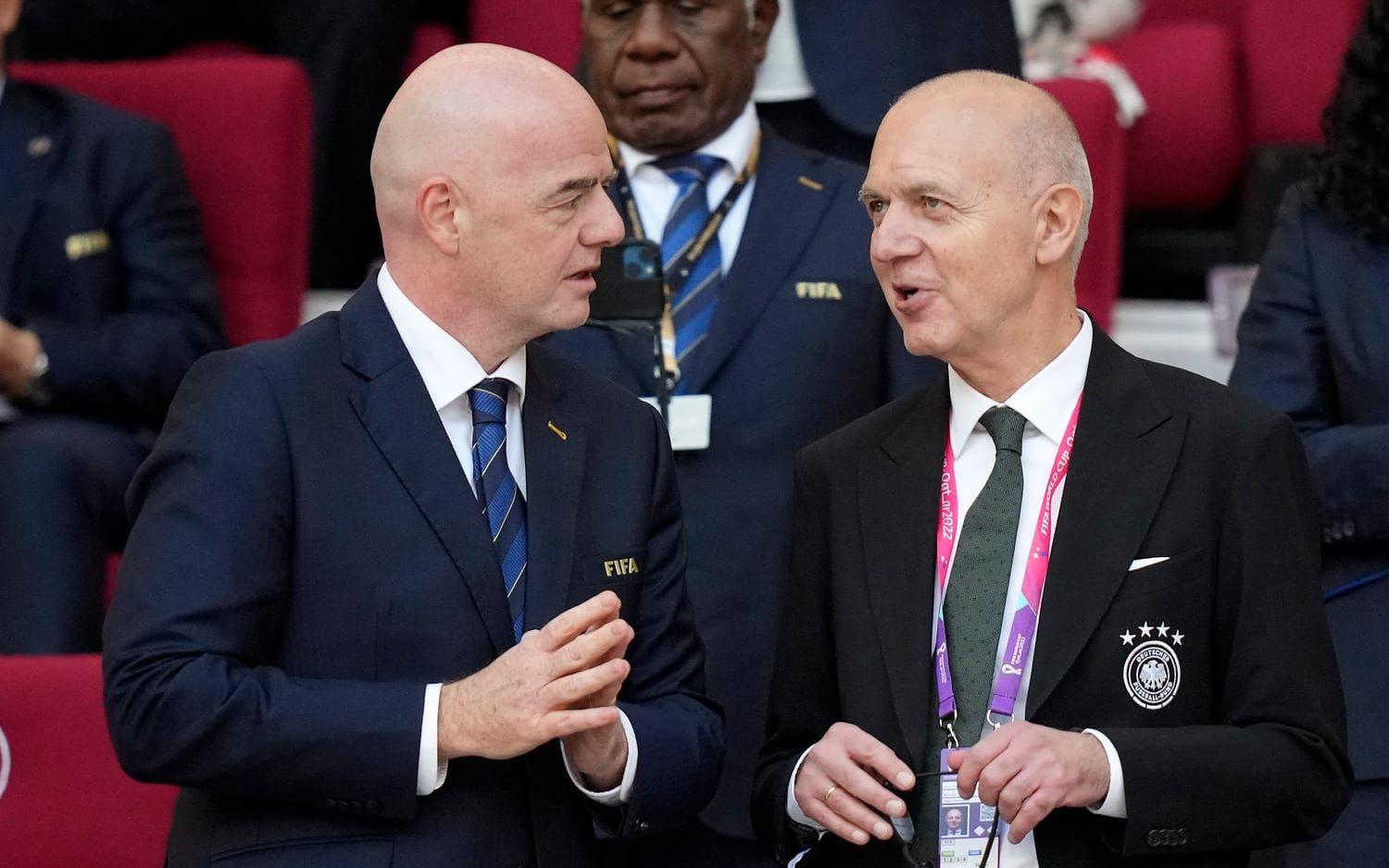Stämningen på läktaren mellan Tysklands förbundsordförande Bernd Neuendorf och Fifa-presidenten Gianni Infantino var minst sagt frostig.