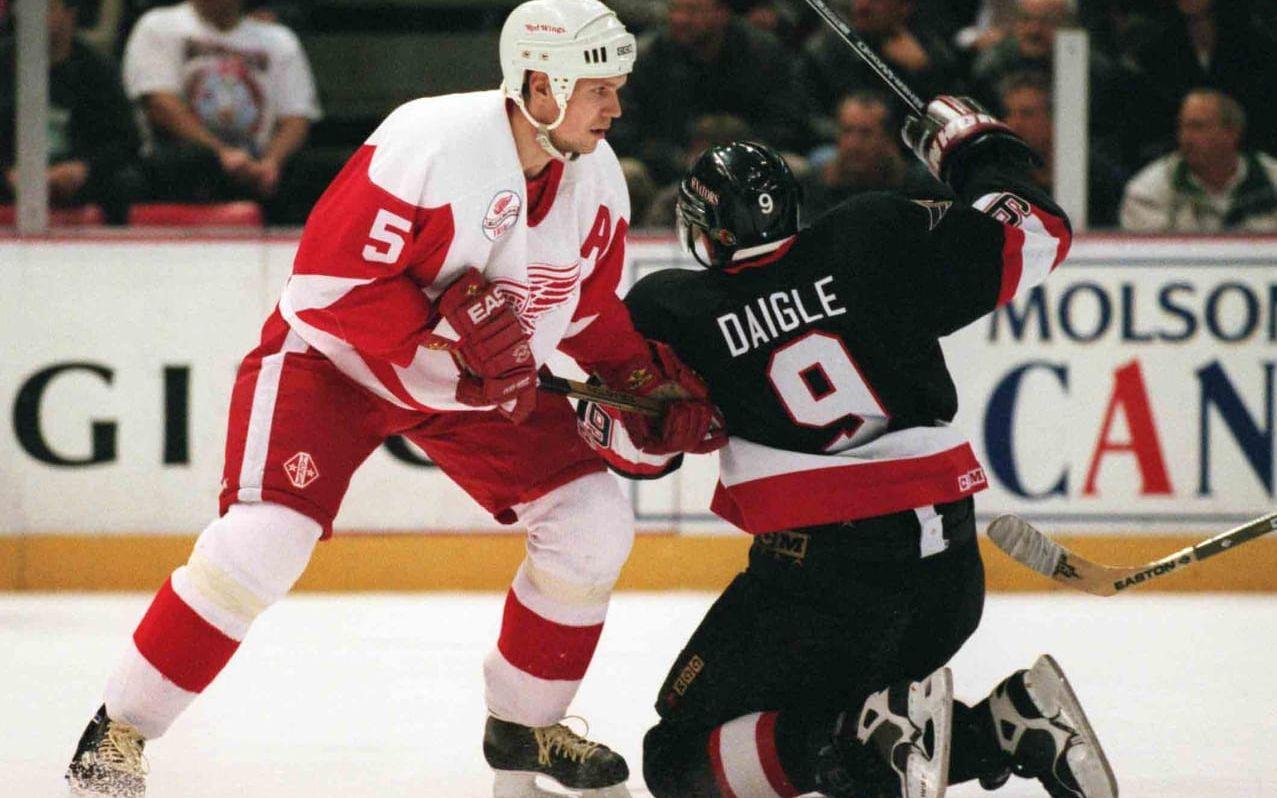 <strong>5. Alexandre Daigle, etta i NHL draften 1993.</strong> Ottawa trodde förstås stenhårt på den kanadensiske forwarden, men det visade sig ganska snabbt att det var ett felbeslut att välja honom. I samma draft gick spelare som Chris Pronger och Paul Kariya – som blev superstjärnor i ligan. Daigle avslutade karriären med fyra säsonger i Schweiz. Foto: TT