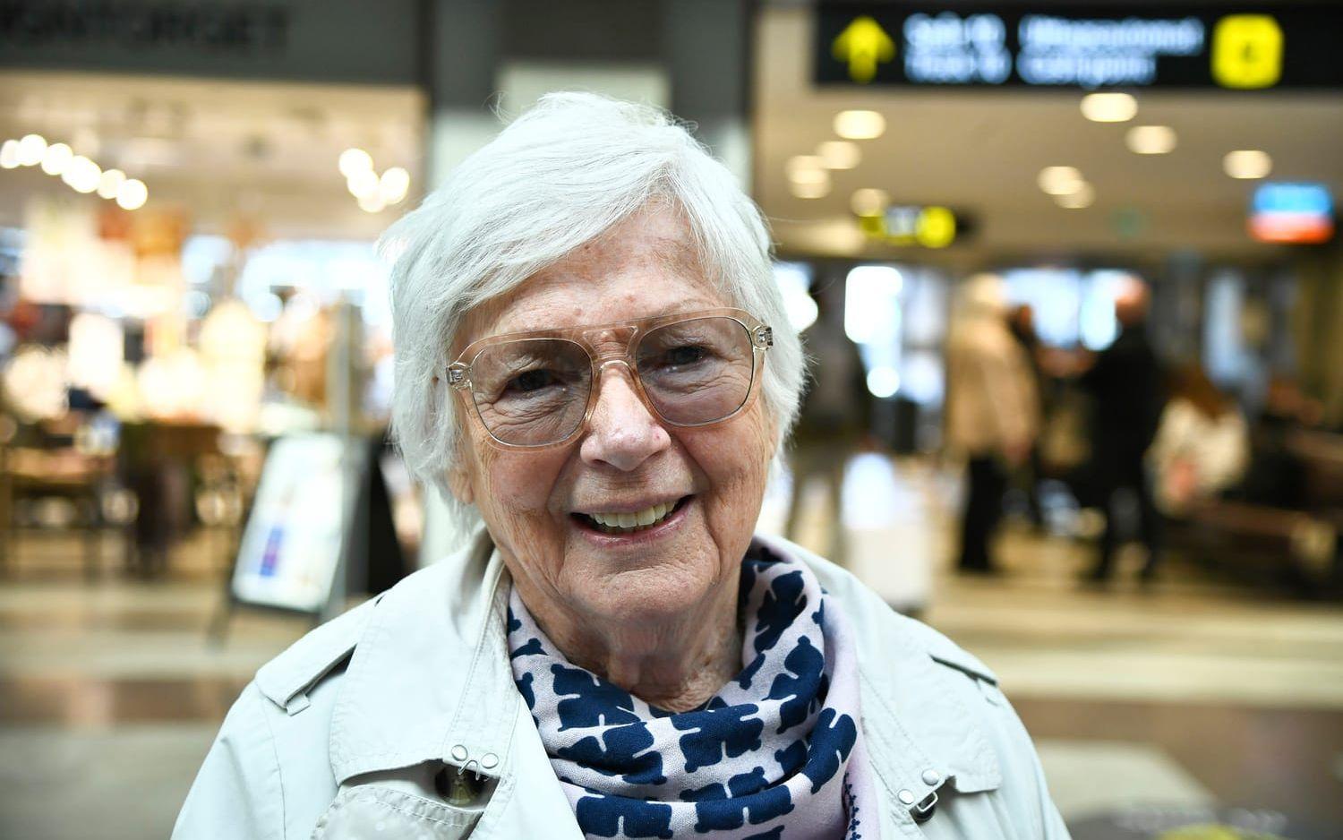 Inger Pettersson från Nyköping blev försenad på sin resa till Oslo på grund av tågstrulet. 