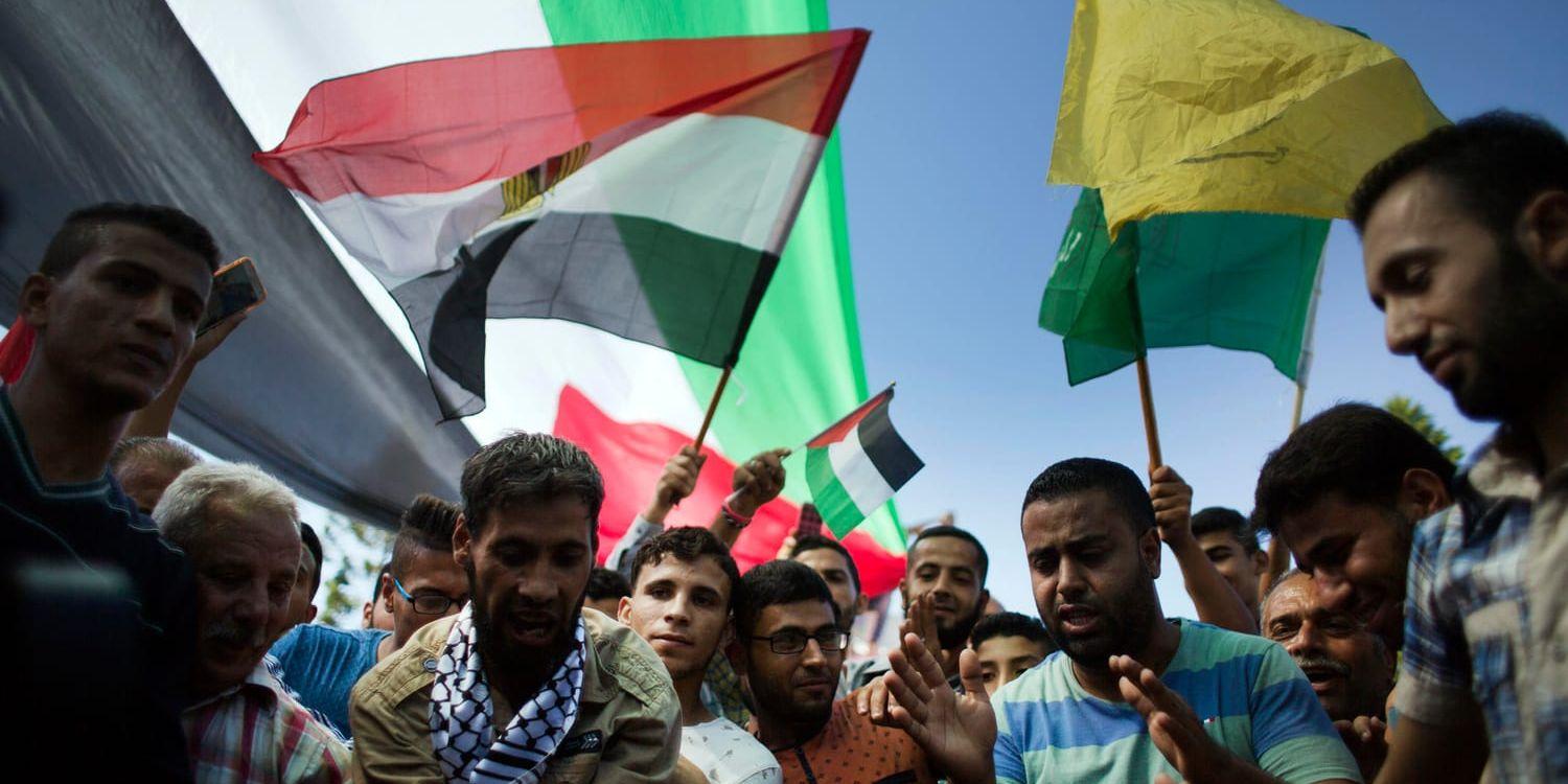 Palestinier firade i oktober överenskommelsen mellan Fatah och Hamas. Men försoningsprocessen har stött på problem.