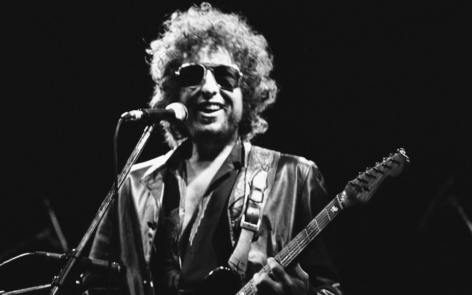Bob Dylan på scen i Frankrike 1981.