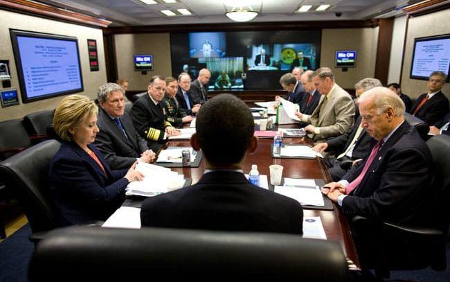 23 januari, 2009: Presidenten möter säkerhetstjänsten i "The Situation Room" för första gången. Foto: Pete Souza / Vita Huset