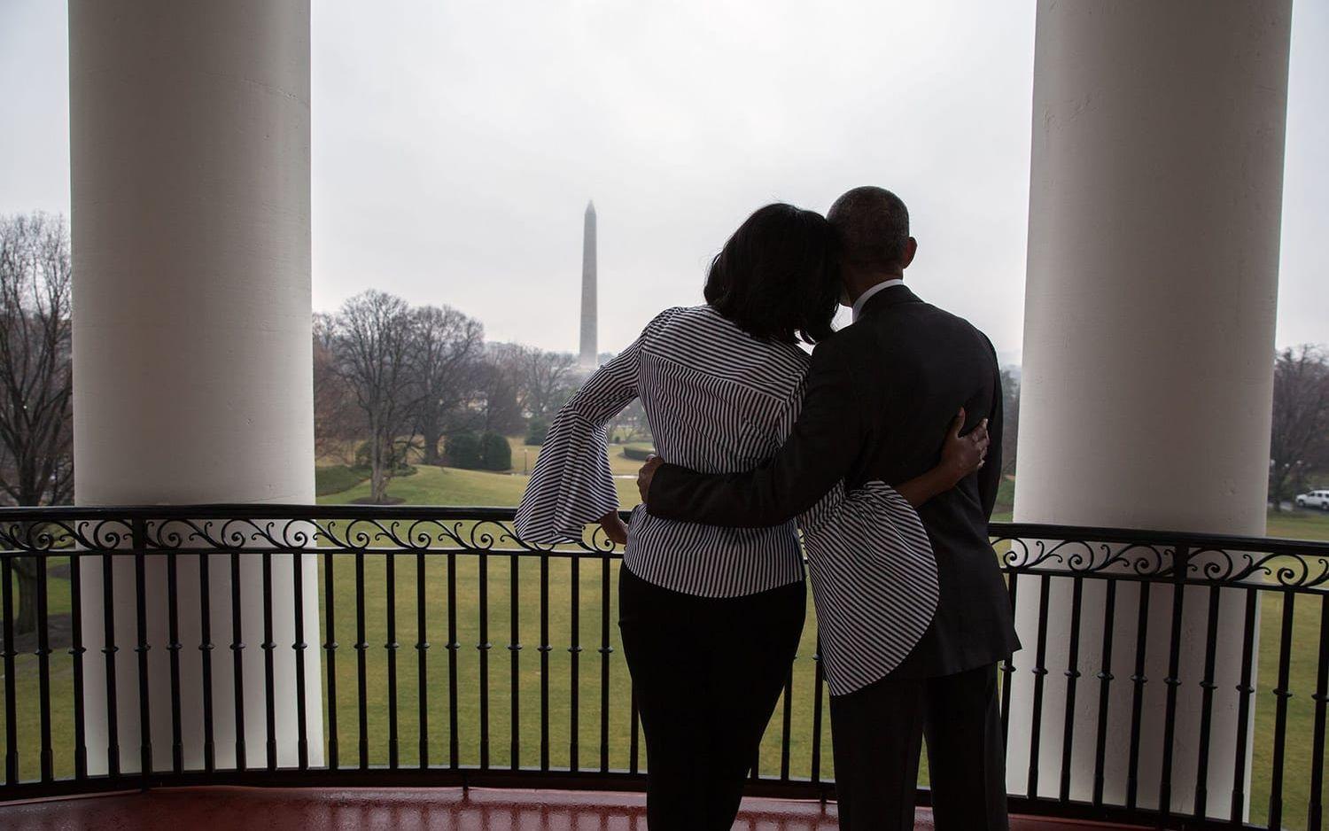 19 januari, 2017: Michelle Obama tackar på Twitter för de åtta åren: "Att vara landets första dam har varit en stor ära. Från djupet av mitt hjärta: Tack!" Foto: Pete Souza