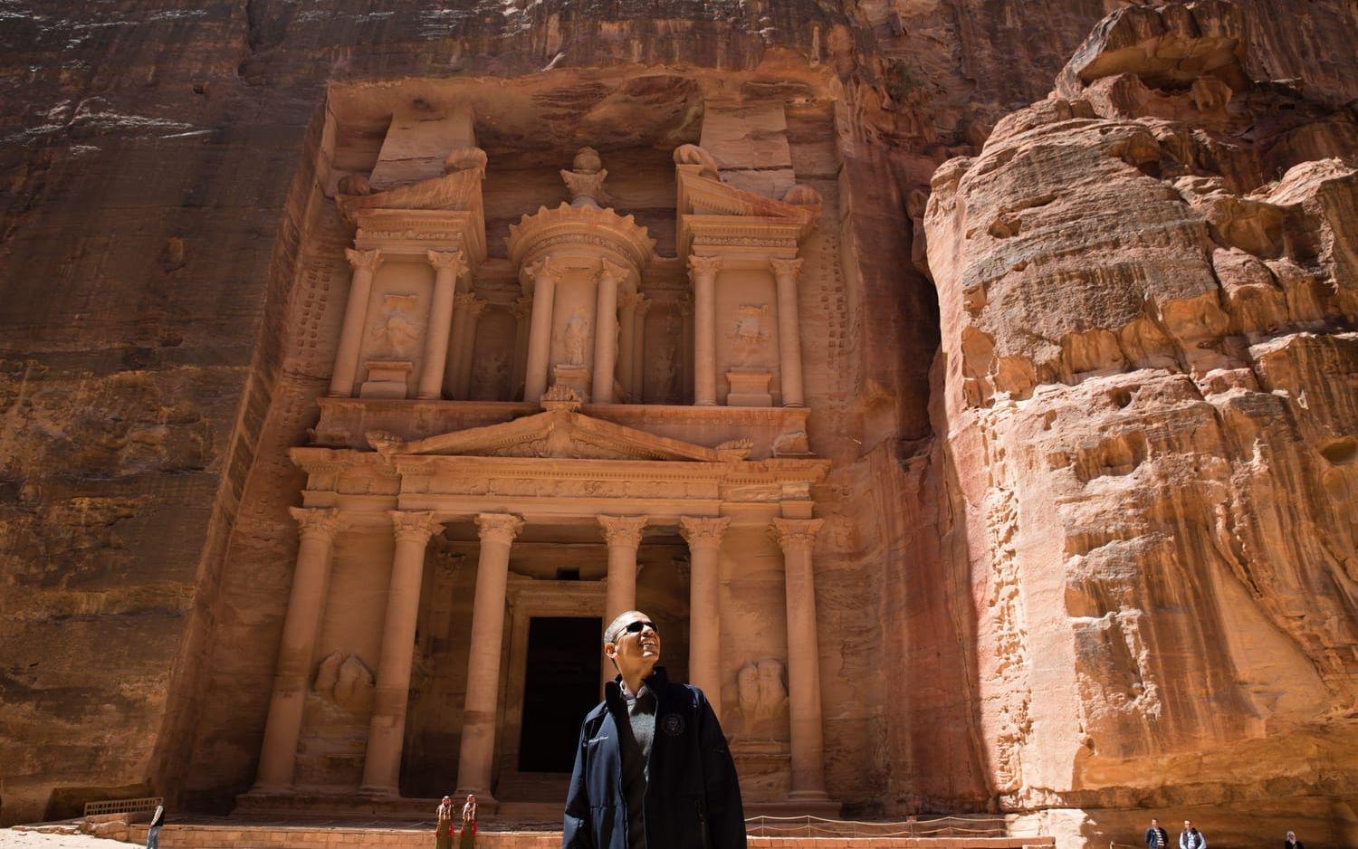 23 mars, 2013: Barack Obama besöker den gömda staden Petra i Jordanien. Foto: Pete Souza / Vita Huset