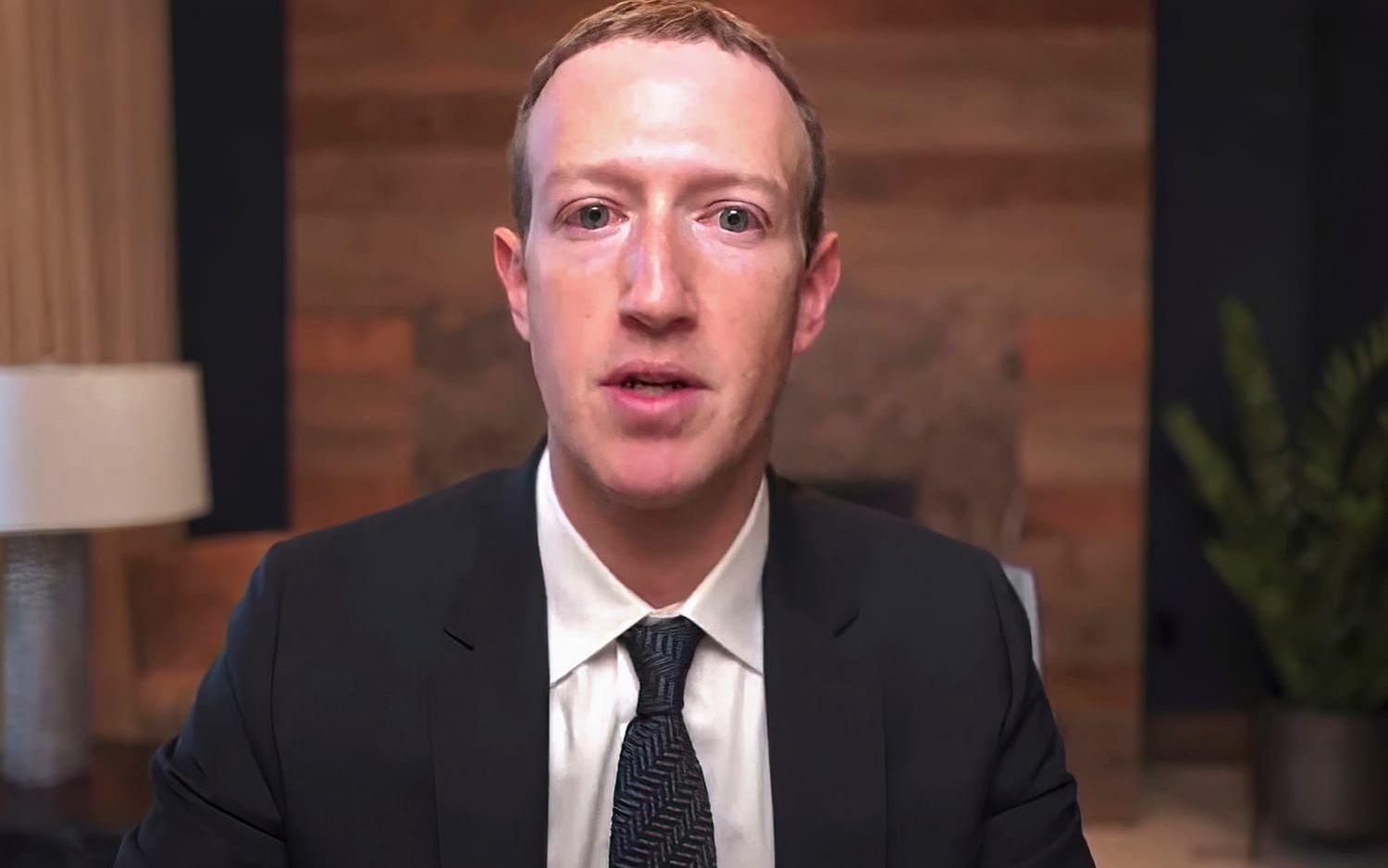 Meta Platforms, med koncernchef Mark Zuckerberg, planerar stora nedskärningar. Arkivbild.