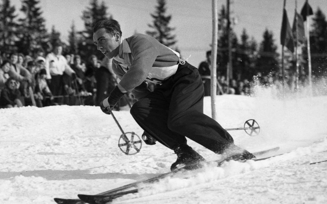 <strong>I VM i Åre 1954</strong> tog Sverige två medaljer. Sara Thomasson slutade trea i slalom och Stig Sollander (bilden) vann brons i kombination. Foto: TT