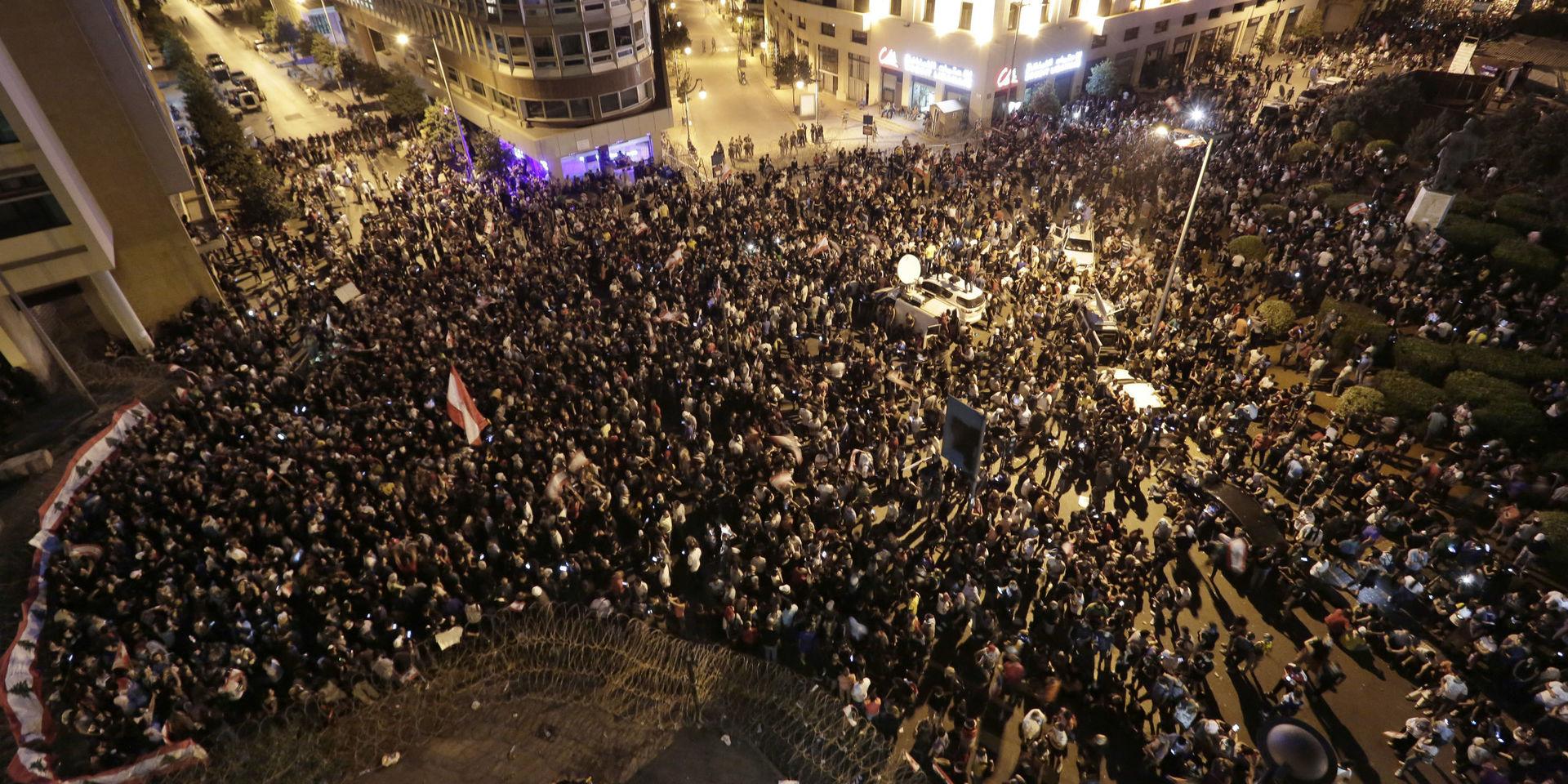 Demonstranter som samlades i Libanons huvudstad Beirut på lördagen. 