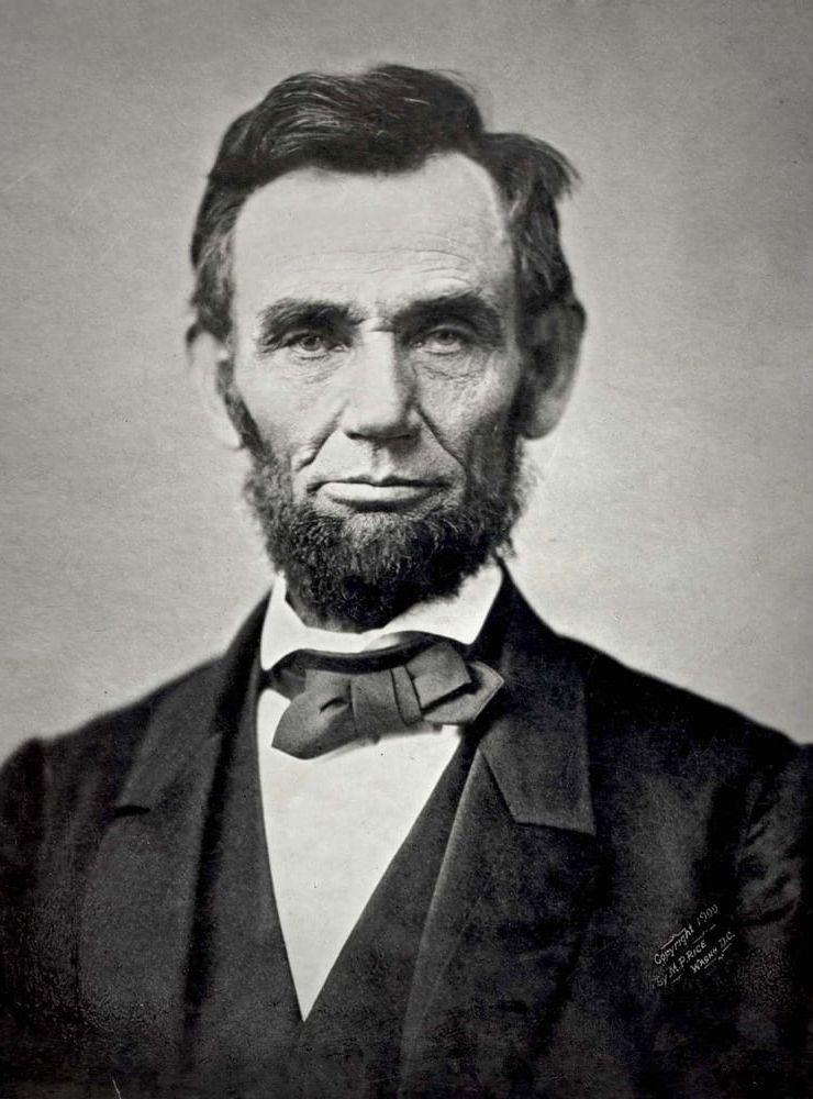 <strong>Abraham Lincoln (R), 1861–1865.</strong> Valdes till president på löftet om att förbjuda ett utökat slaveri, vilket ledde de södra staterna till att lämna unionen. Ledde framgångsrikt kriget mot konfederationen men mördades 1865. Anses av många vara en av USA:s främsta presidenter.