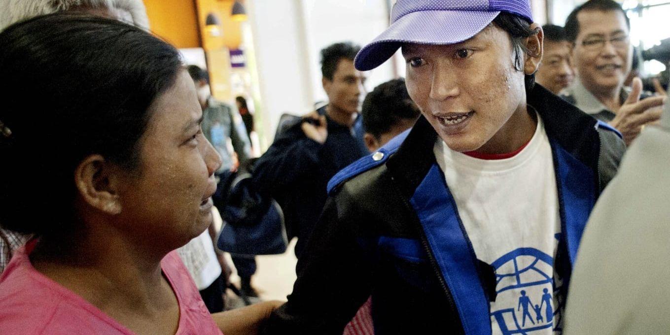 I maj förra året återförenades Win Ko Naing med sin mamma Than Than Myint efter sex år. "Mamma och pappa grät i flera dagar. De hade trott att jag var död" Foto:  AFP PHOTO / YE AUNG THU