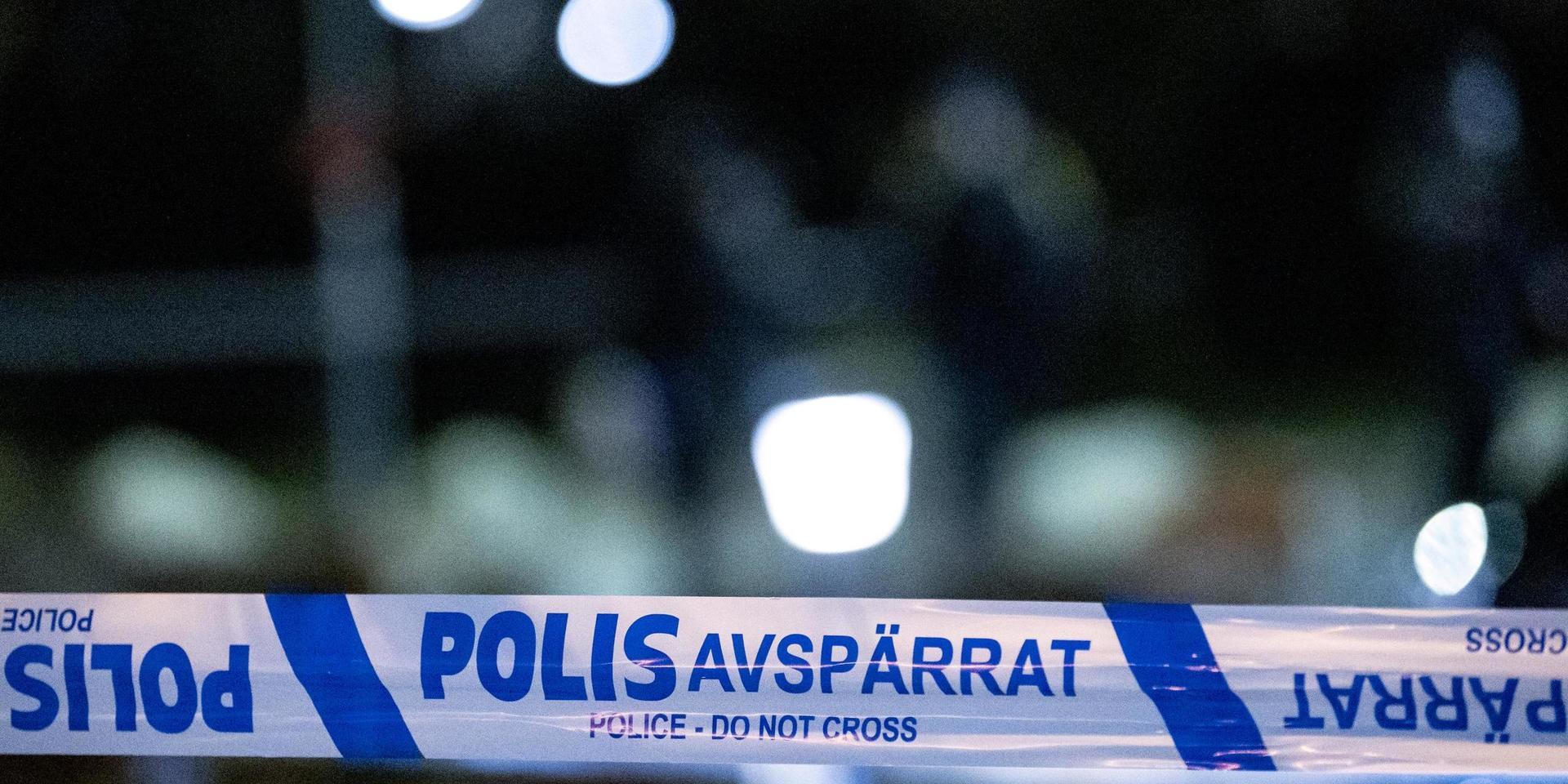En kvinna hittades död under söndagskvällen i en lägenhet i Uddevalla. Arkivbild.