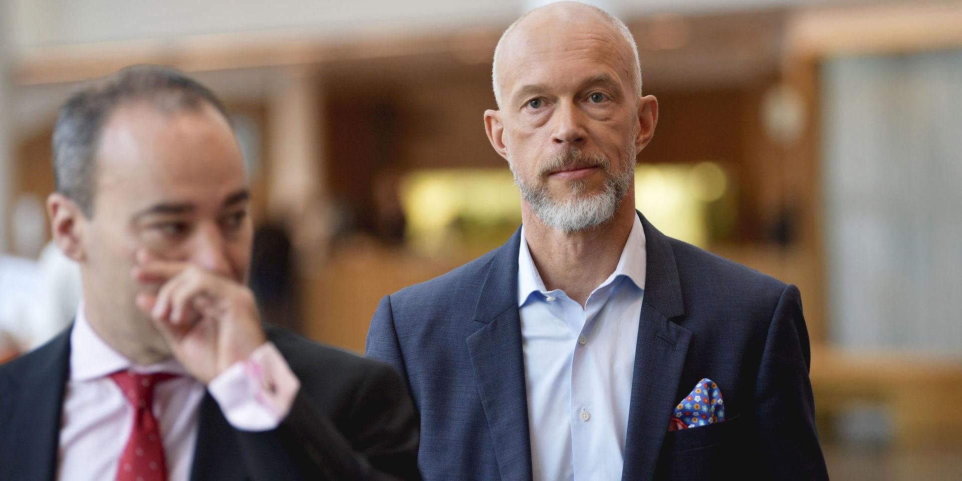 Swedbanks tillförordnade vd och koncernchef Anders Karlsson presenterar företagets delårsrapport på huvudkontoret i Sundbyberg.