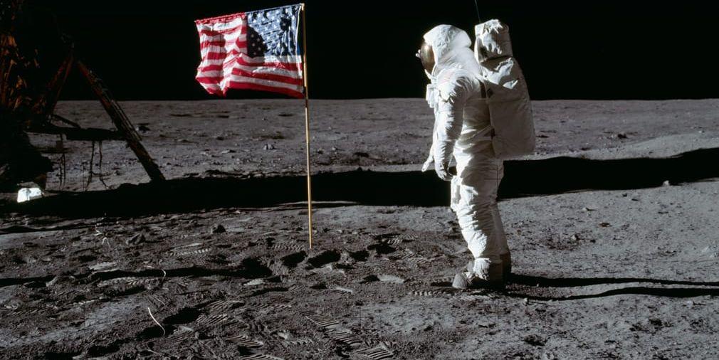 ”Buzz” Aldrin på månen. Bilden togs med en göteborgsk Hasselbladkamera. 