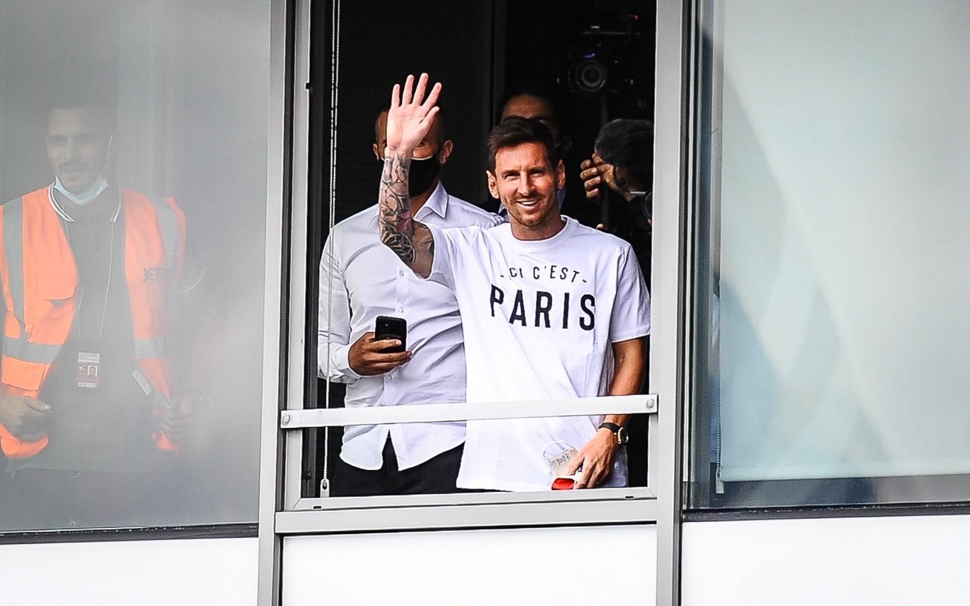 På tisdagen presenterades Lionel Messi av Paris Saint-Germain. 