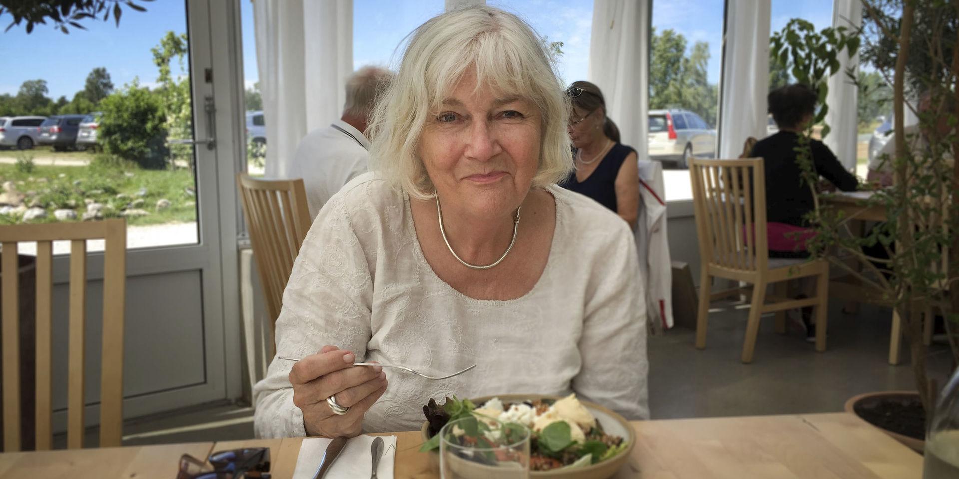 Det är inte svårt att laga god mat, menar matskribenten Anna Bergenström.