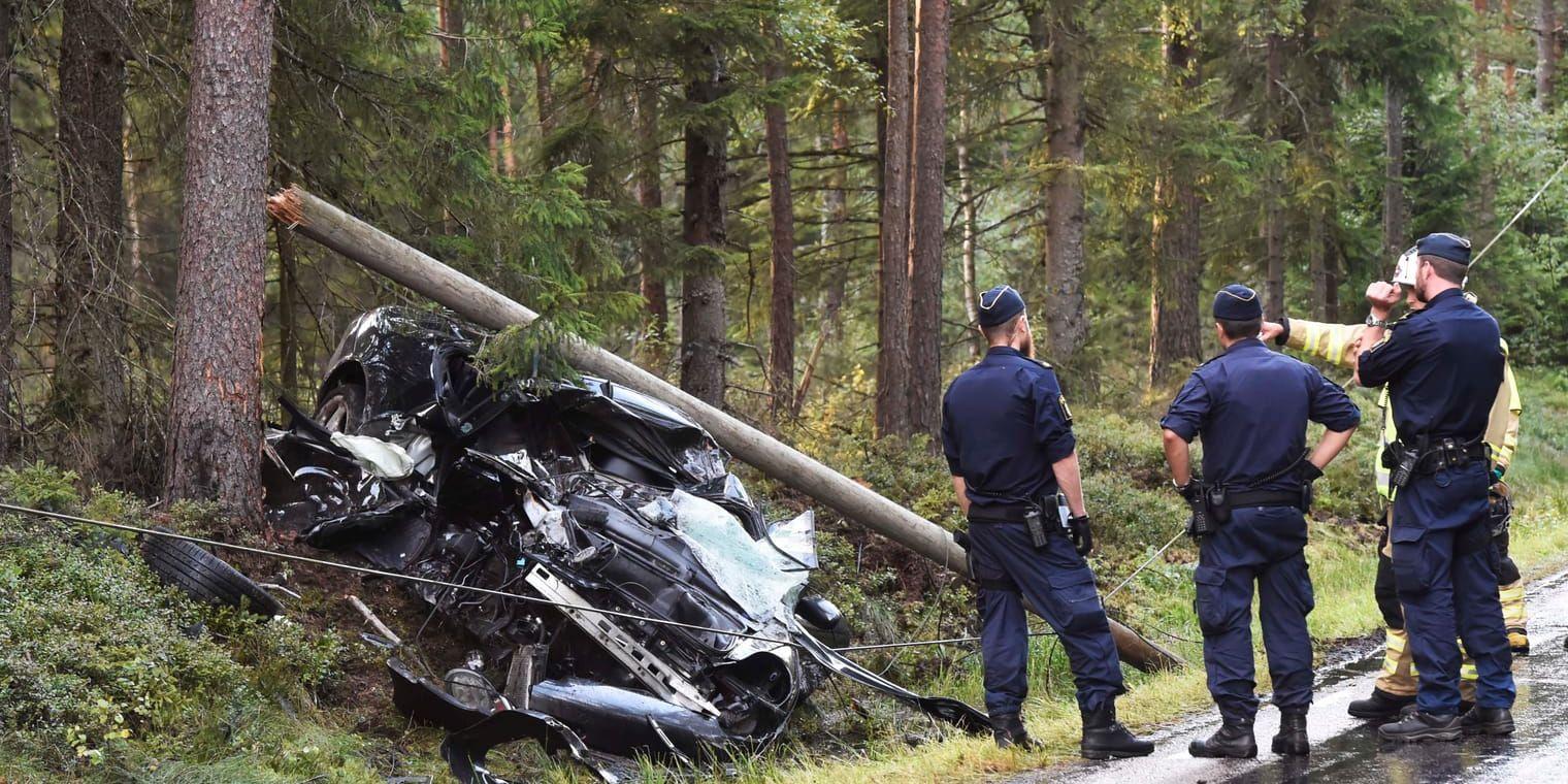 Två personer omkom i en allvarlig olycka utanför Bollebygd. Bild: Joakim Eriksson