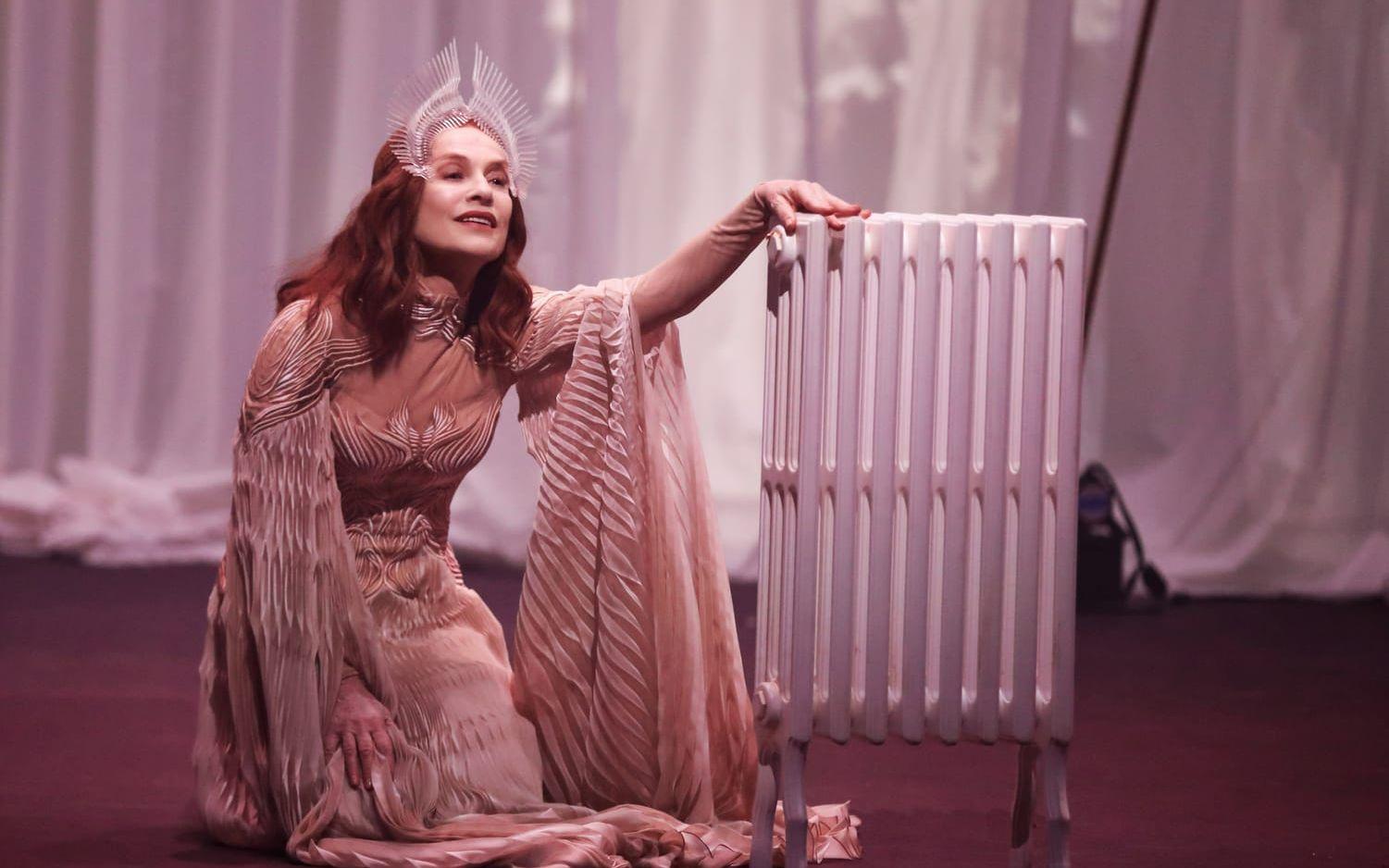 Isabelle Huppert i Bérénice.