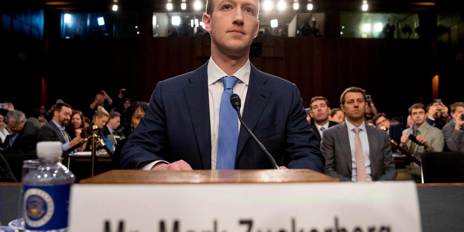 Facebooks grundare Mark Zuckerberg i den amerikanska senaten.