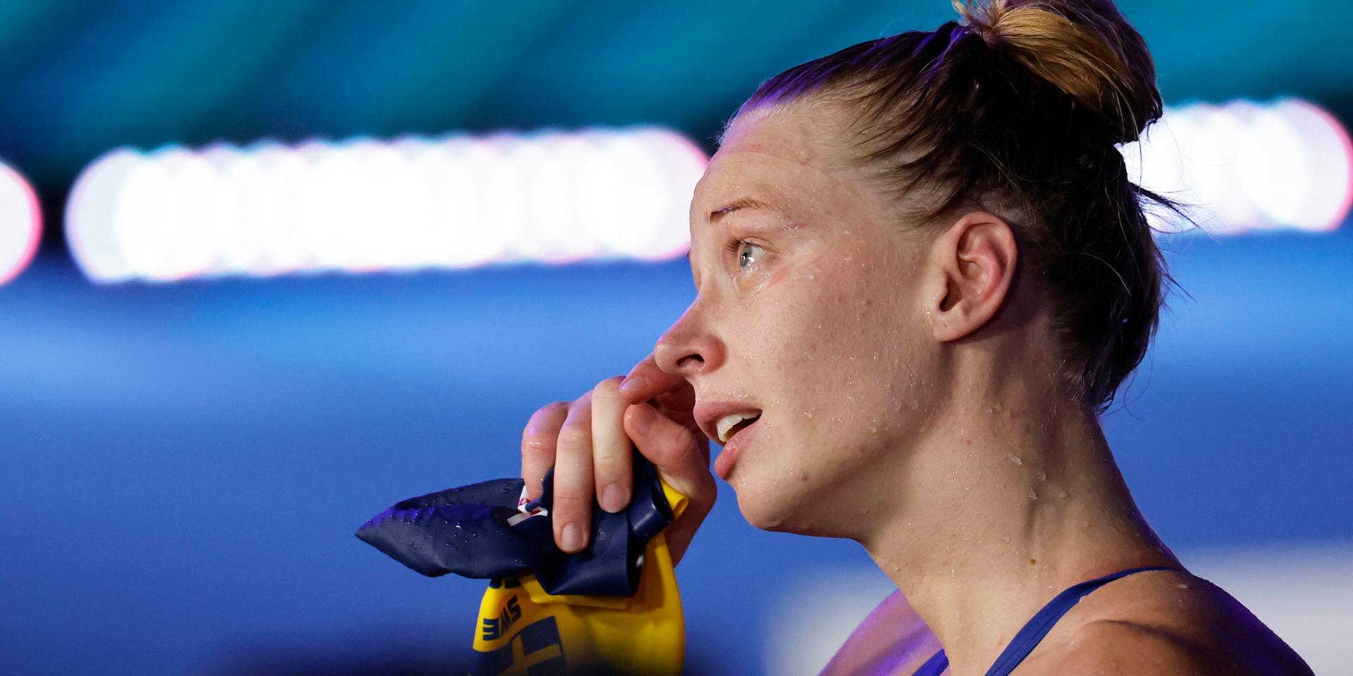 Louise Hansson var i tårar efter medaljmissen.