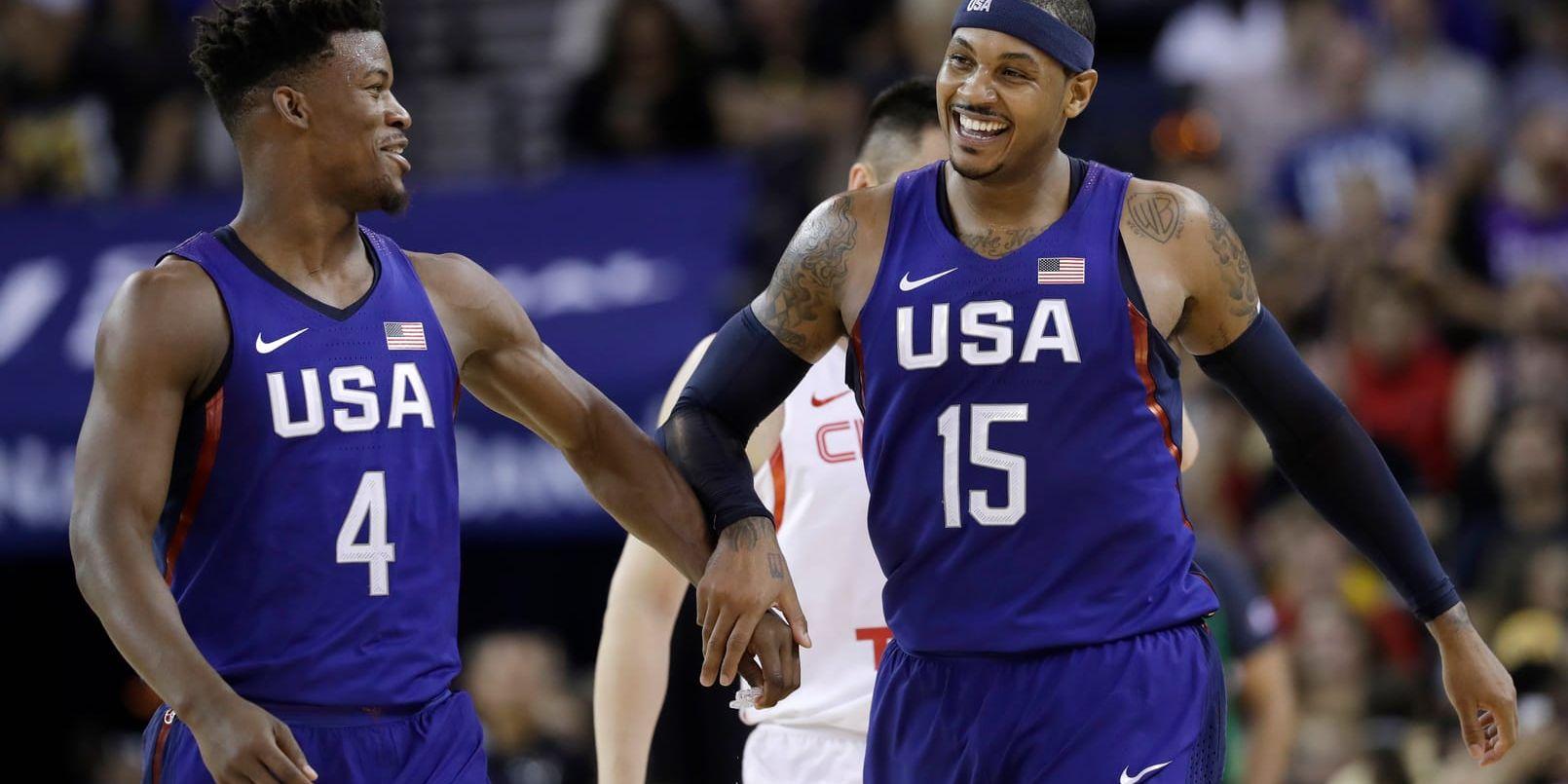 Carmelo Anthony, till höger, hade skoj mot Kina i öppningsmatchen – men lovar ännu mer framöver.