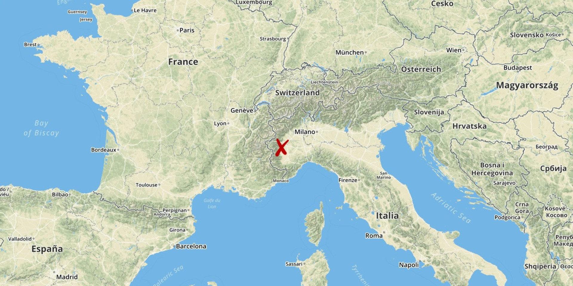 En över 70 år gammal bomb desarmerades på söndagen i den italienska staden Turin.