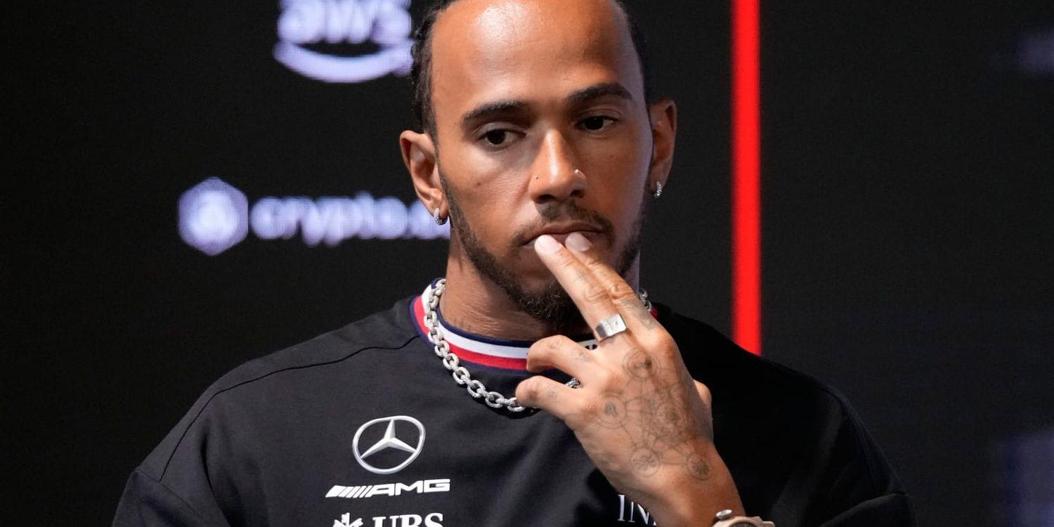 Mercedes förare Lewis Hamilton säger att han inte sett en snabbare bil än årets upplaga från konkurrentstallet Red Bull. Arkivbild.