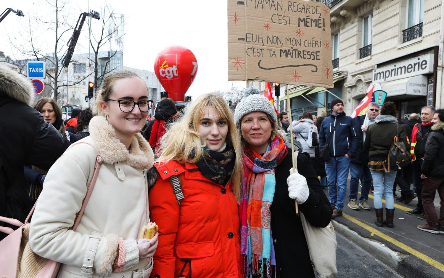 Anaëlle Fontaine, Thaïs Girard, Sophie de Tollennaere som alla tre är på plats för att demonstrera mot pensionsreformen.