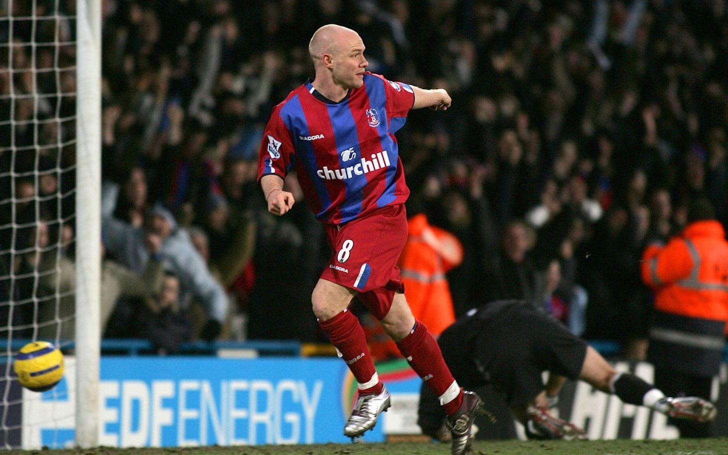 SUCCÈN. Andy Johnson gjorde 21 mål för nykomlingen Crystal Palace säsongen 2004-2005. Målformen tog honom hela vägen till det engelska landslaget, där han gjorde åtta framträdanden. Foto: TT