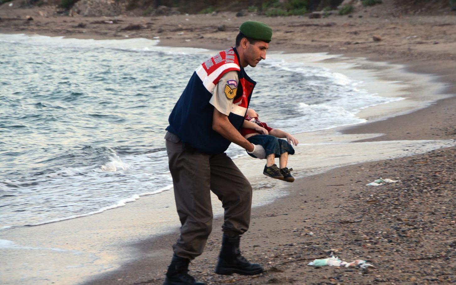 Alan Kurdis kropp spolades upp på en strand i Turkiet den 2 september 2015. Arkivbild.