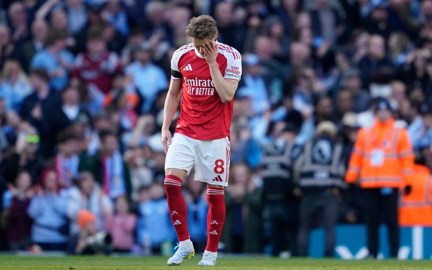 Arsenals Martin Ødegaard deppar. 