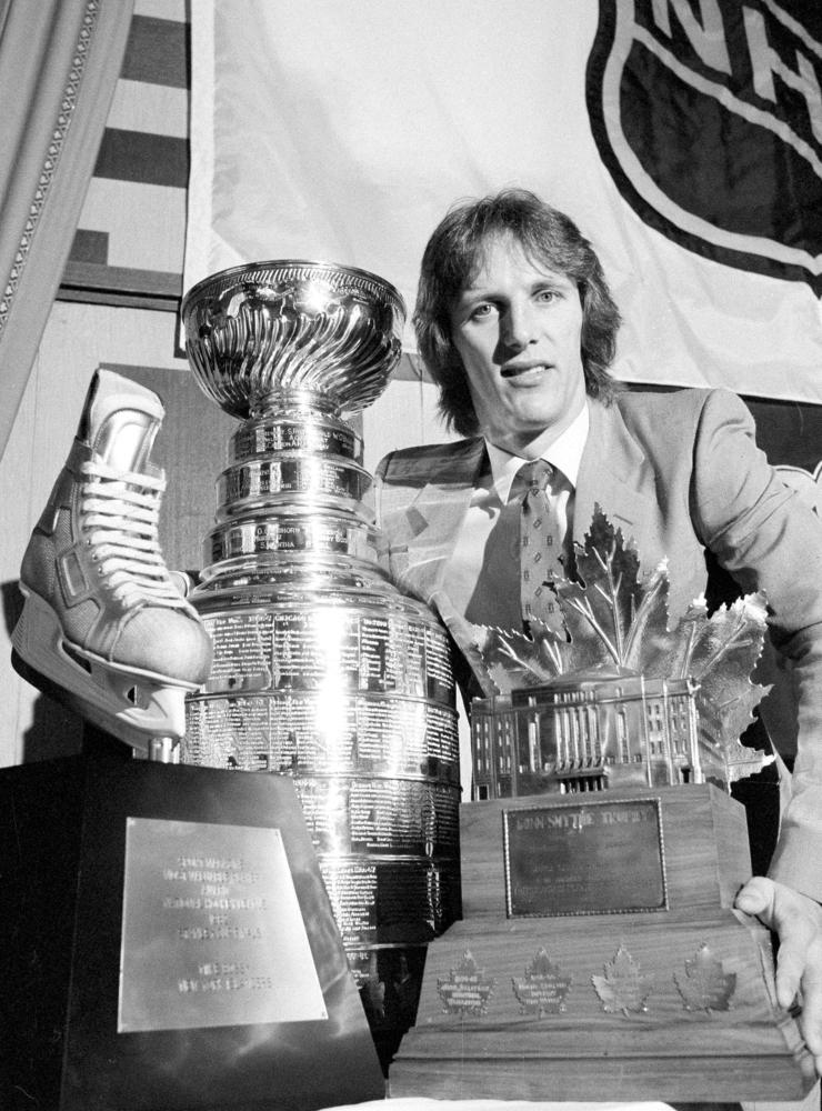 Under karriären vann han fyra Stanley Cup.