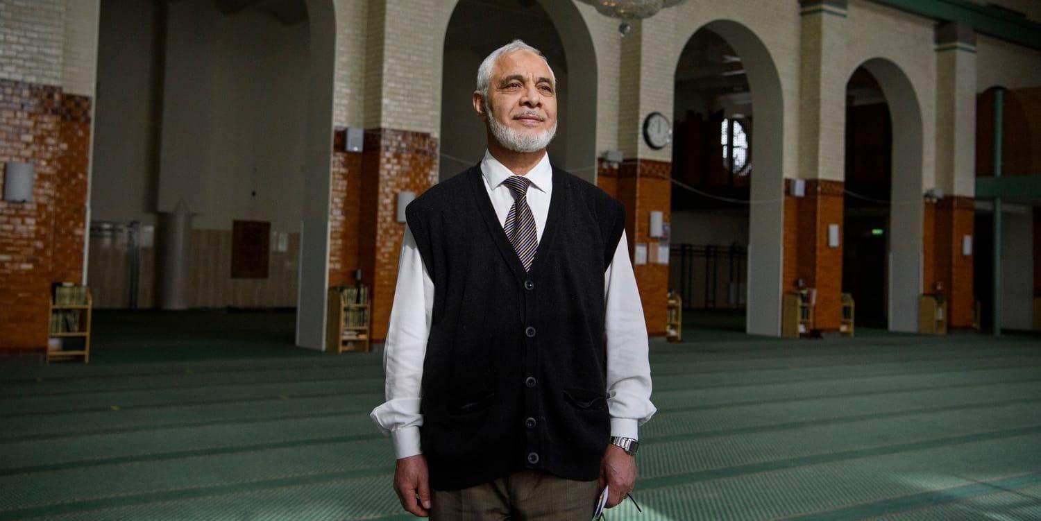 Mahmoud Khalfi är imam och direktör vid Stockholms moské. 
