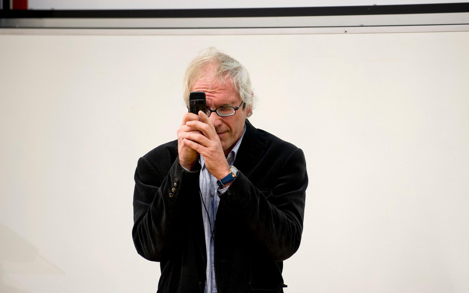 Lars Vilks under en föreläsning vid Uppsala Universitet, 2010.