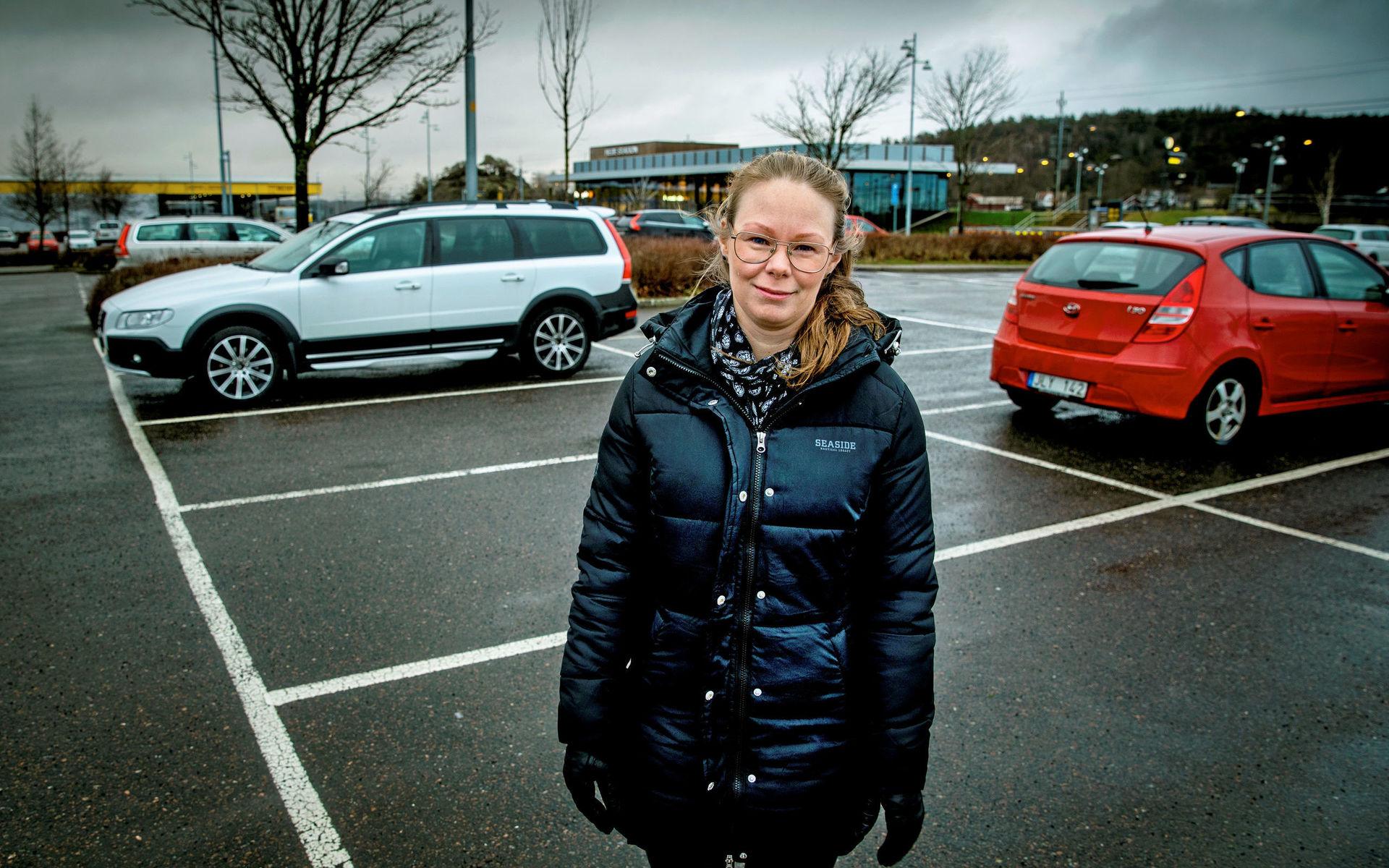 &quot;Det hade känts mycket tryggare&quot;, säger Emma Höynä om att kommunen vill införa kameraövervakning vid Hede.