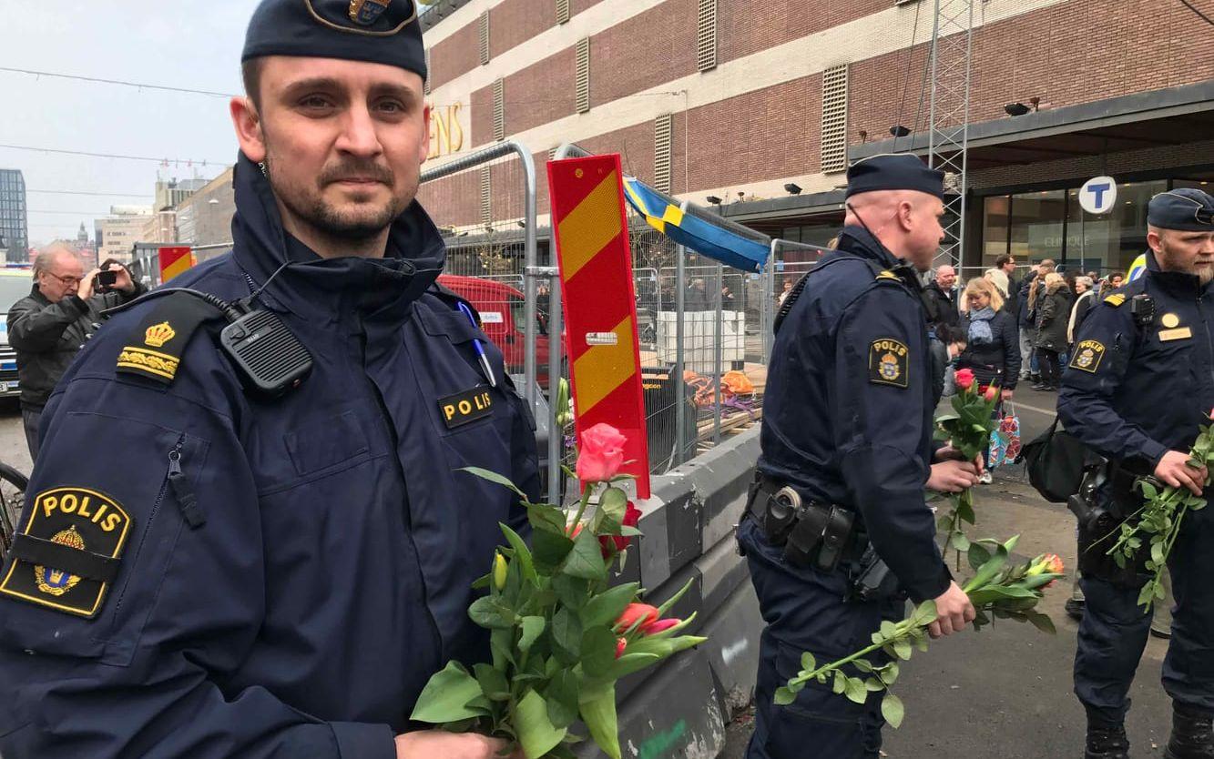 Christian menar även att han och hans kollega fick mycket hjälp att evakuera attentatsplatsen av Stockholm stads värdar och MTR:s personal. Bild: Cecilia Vaccari